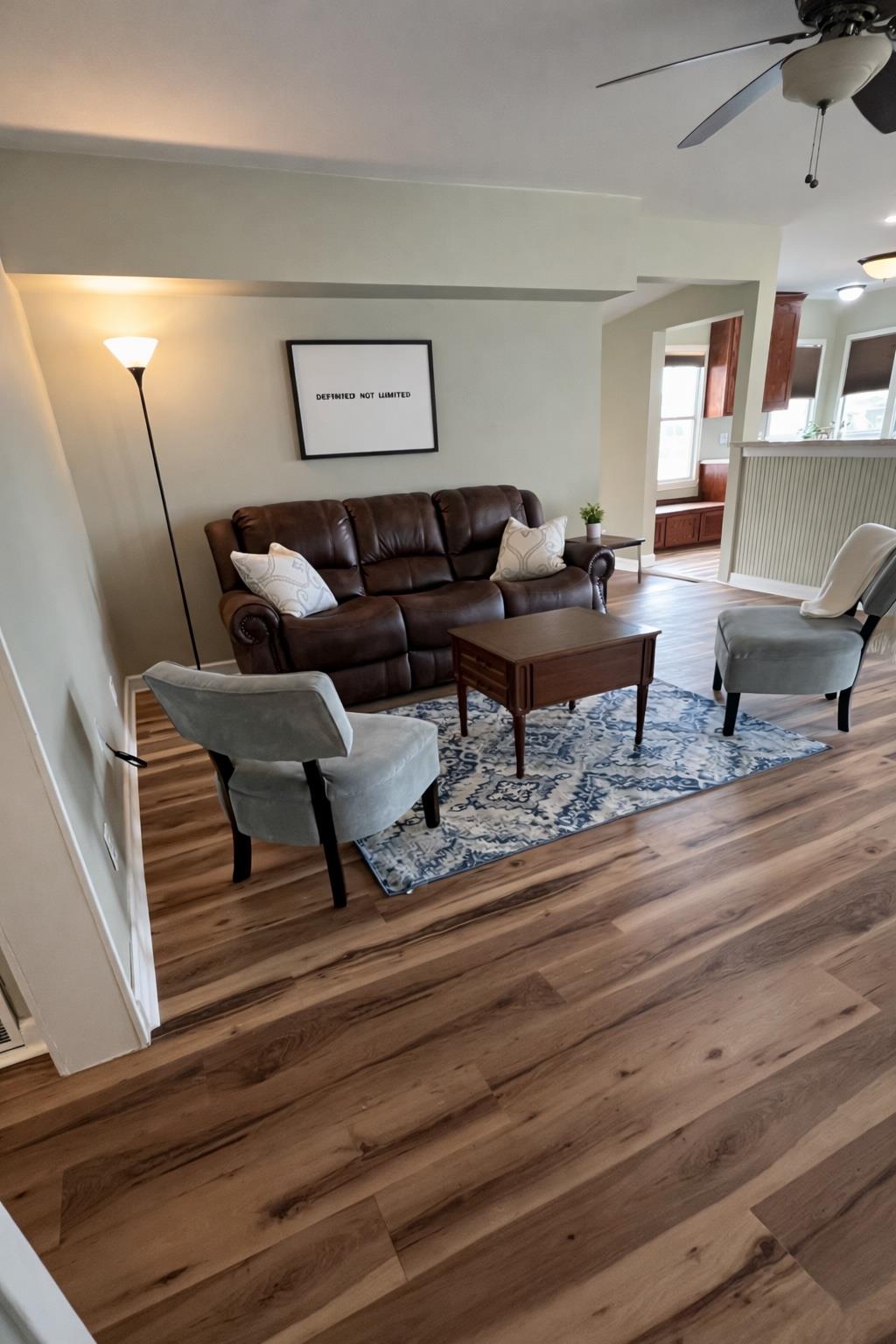 305 W Davilla St, Granger, TX 76530