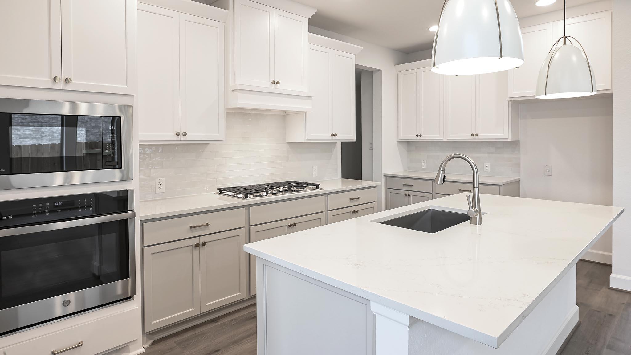 600 Bay Breeze Dr, Kyle, TX 78640