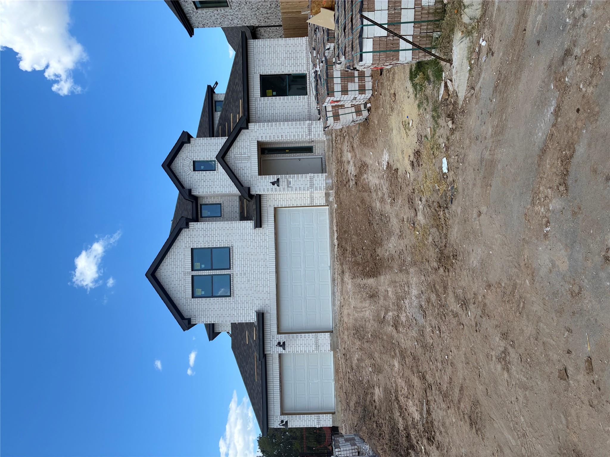 Liberty Hill, TX 78642