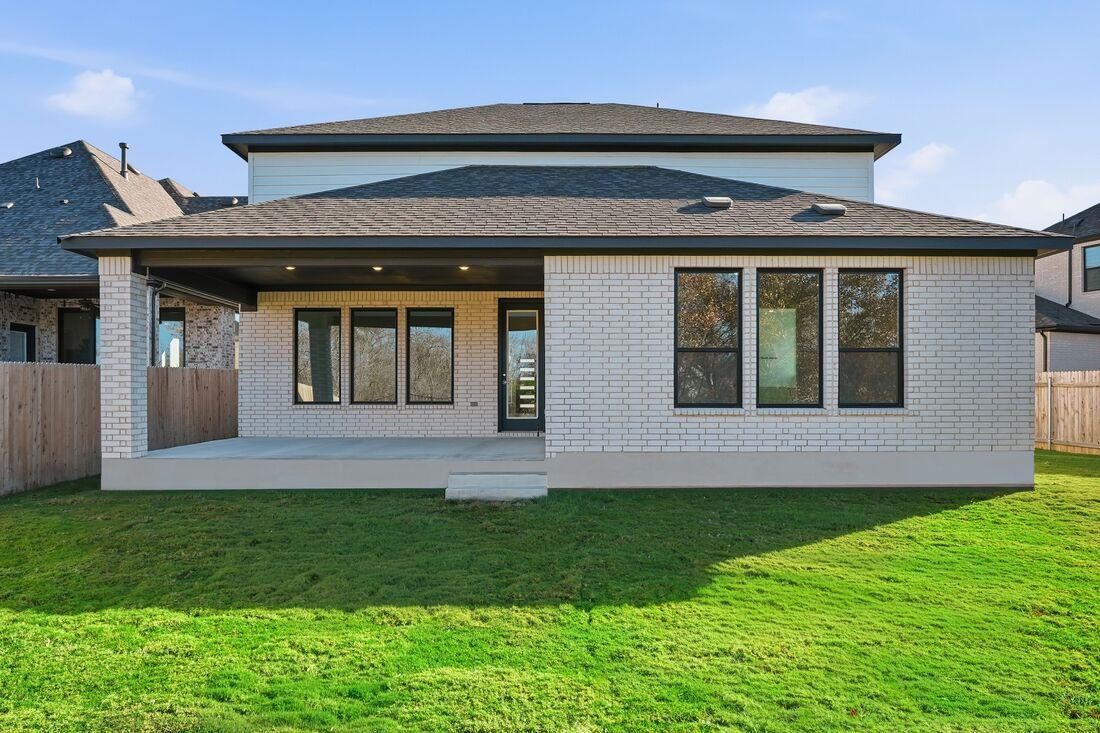 316 Belanger Canyon Dr, Liberty Hill, TX 78642