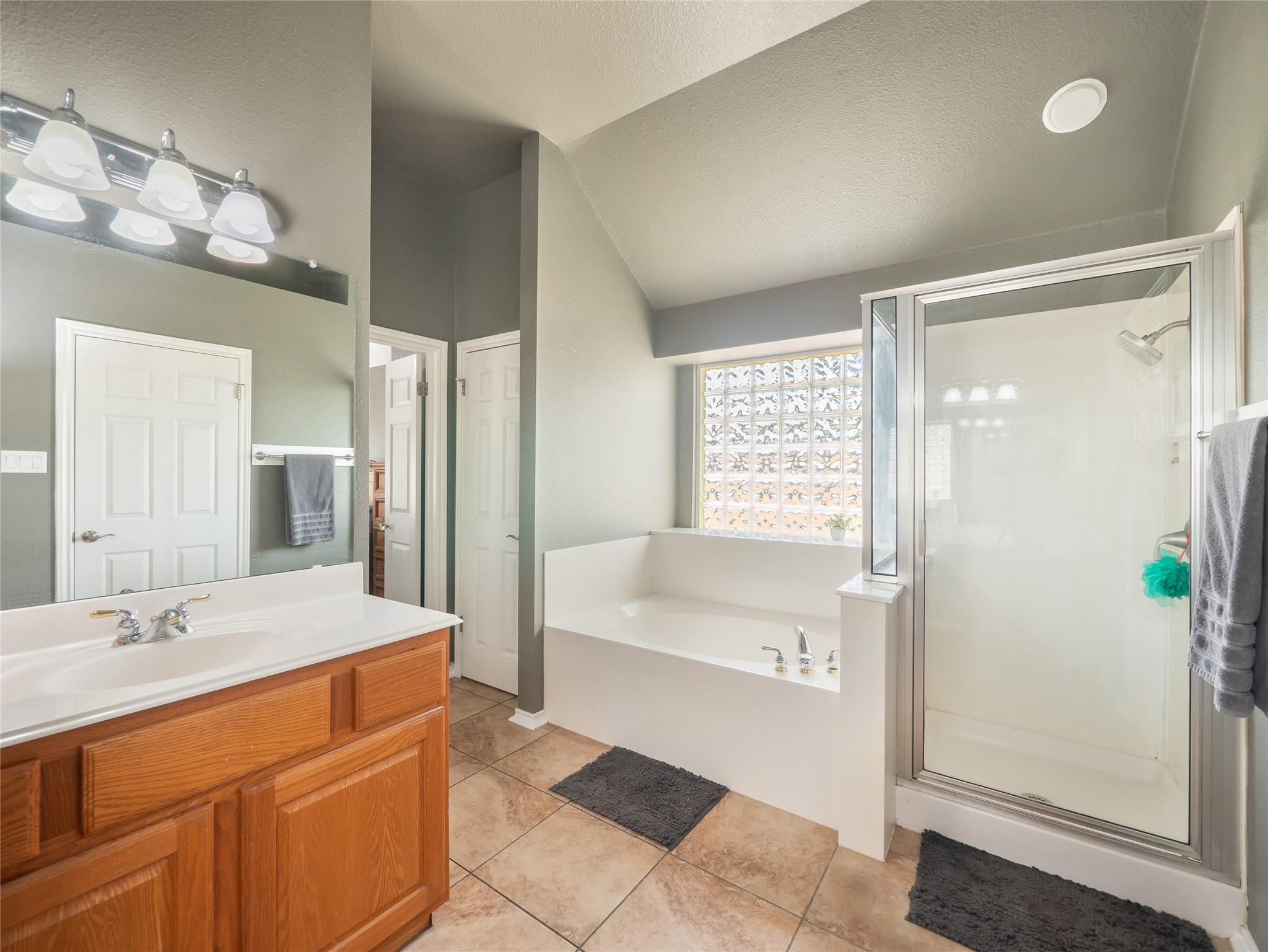 238 Little Gabriel River Dr, Liberty Hill, TX 78642