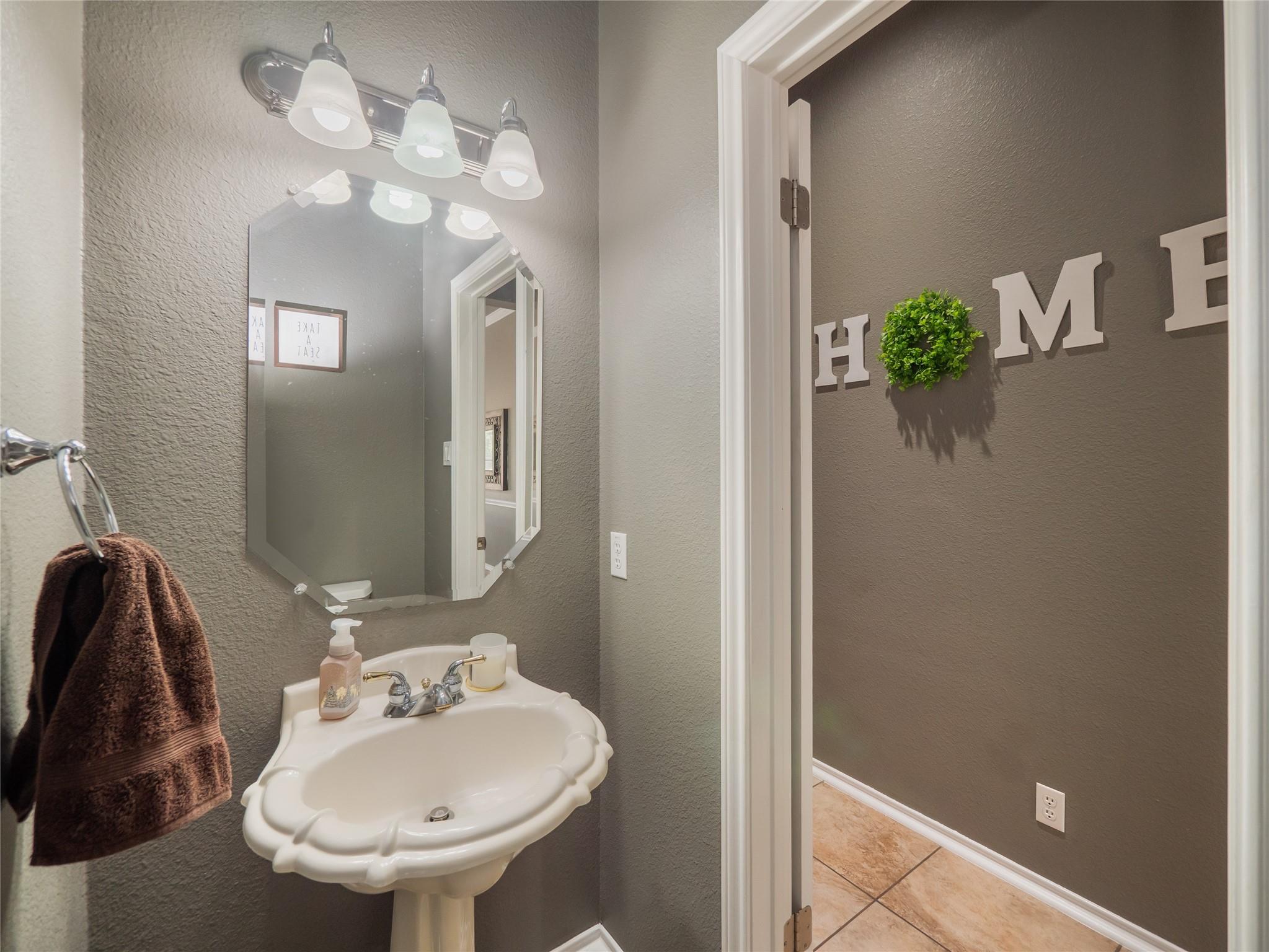 238 Little Gabriel River Dr, Liberty Hill, TX 78642