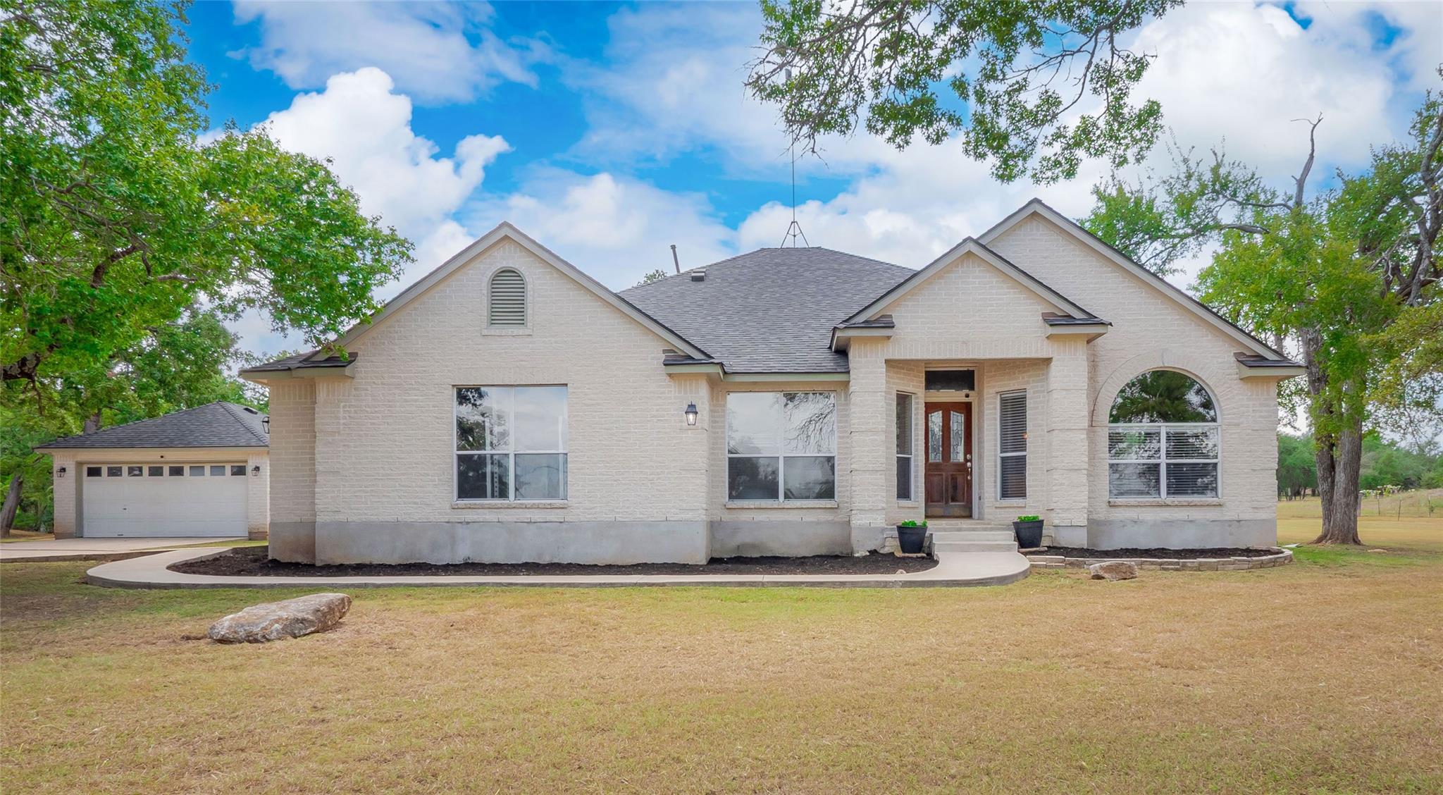 238 Little Gabriel River Dr, Liberty Hill, TX 78642