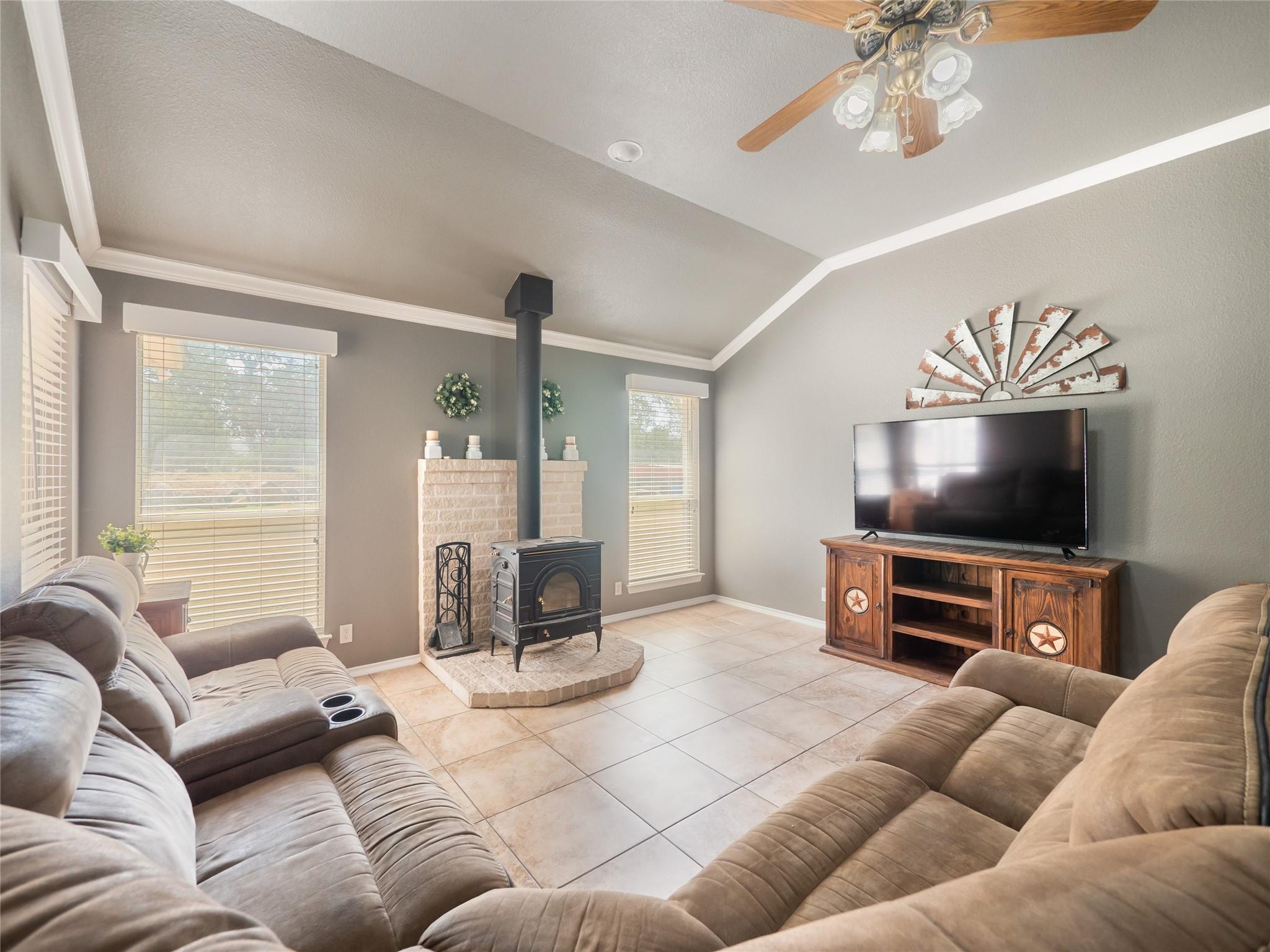 238 Little Gabriel River Dr, Liberty Hill, TX 78642