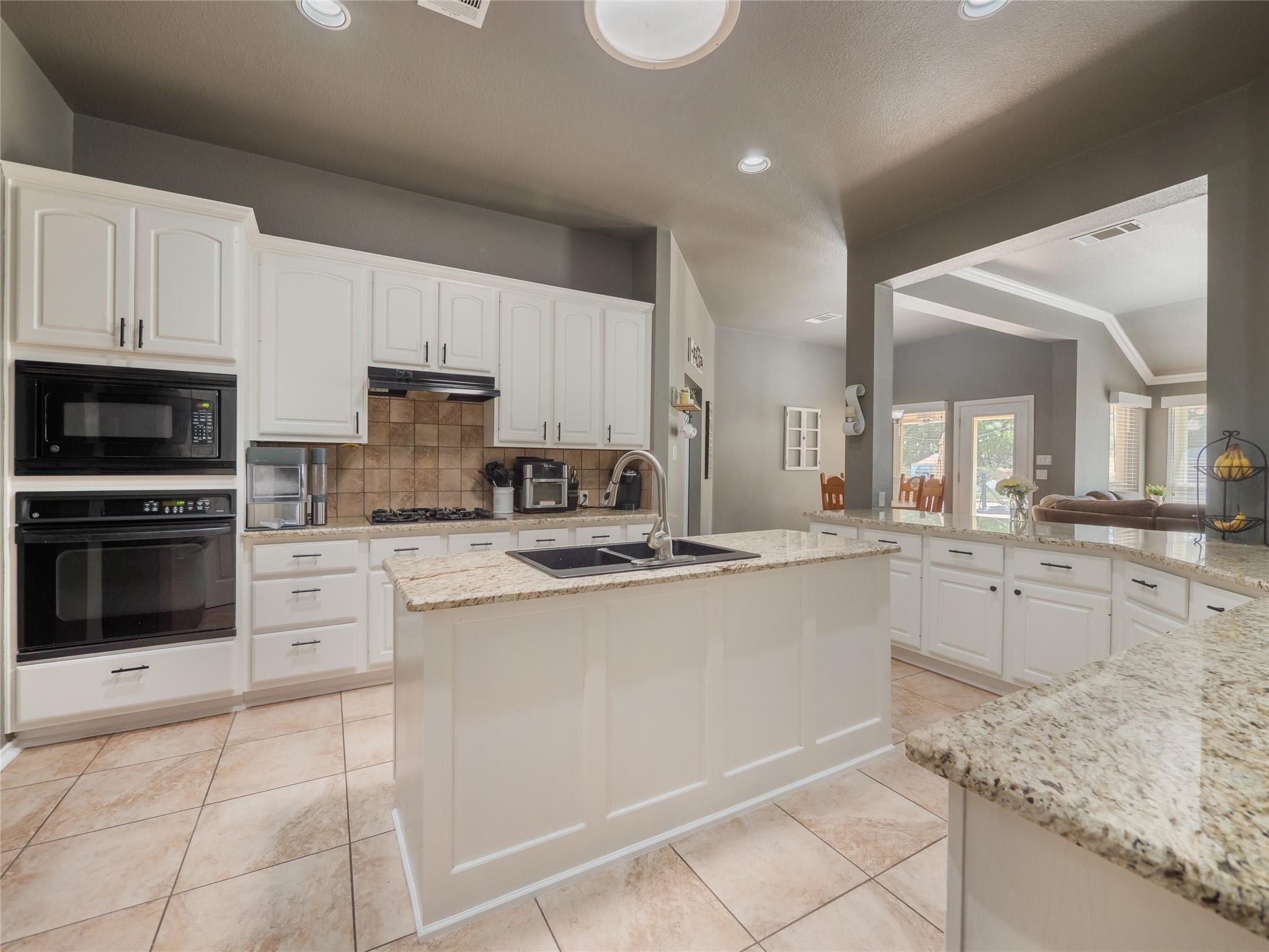 238 Little Gabriel River Dr, Liberty Hill, TX 78642