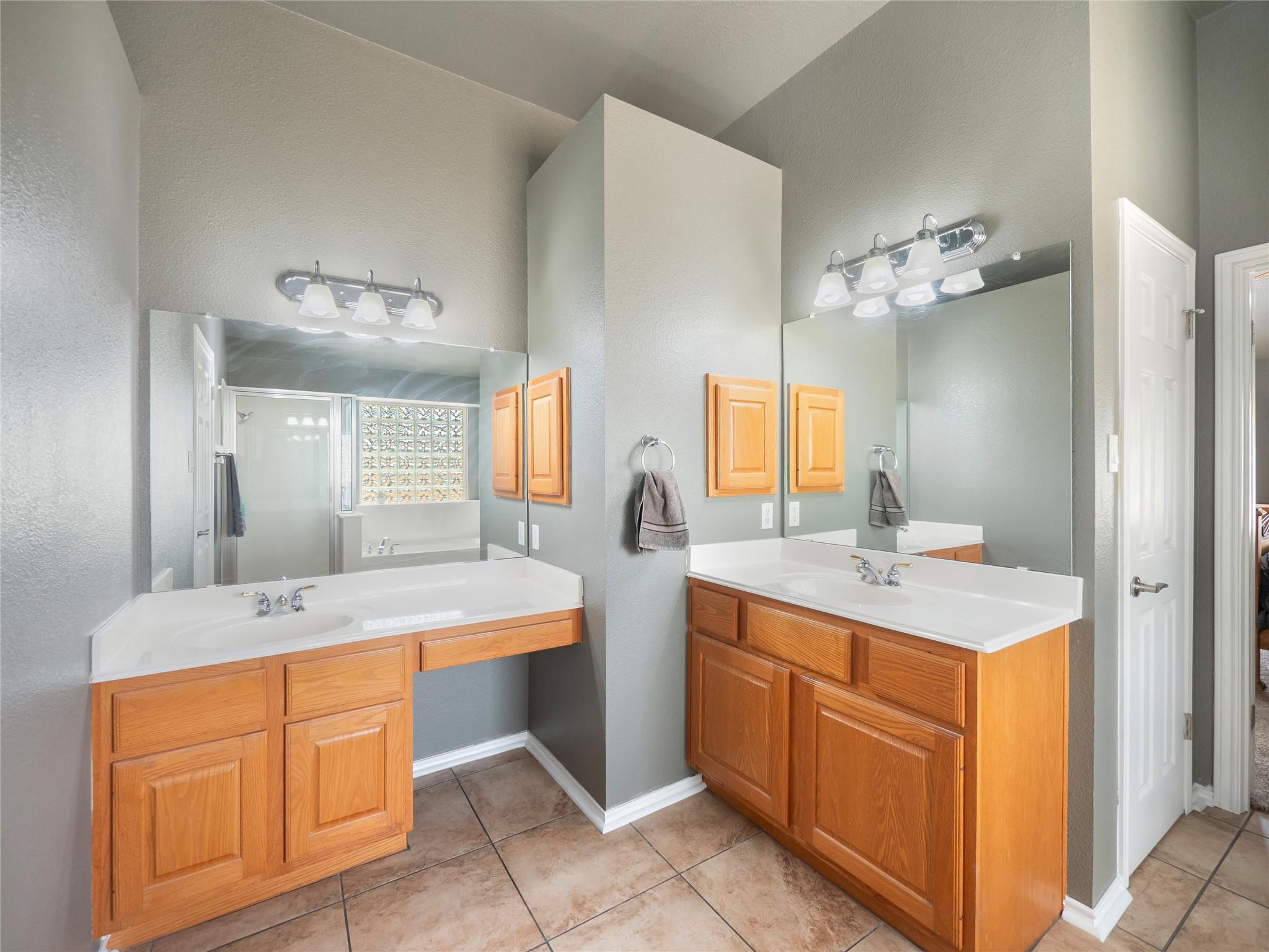 238 Little Gabriel River Dr, Liberty Hill, TX 78642