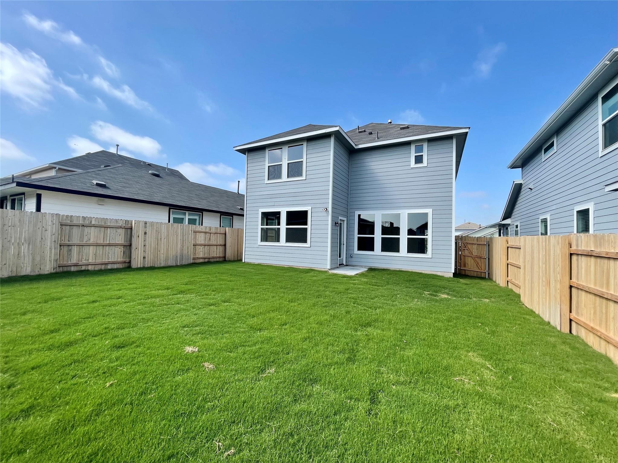 176 Heather Glen Way, Maxwell, TX 78656