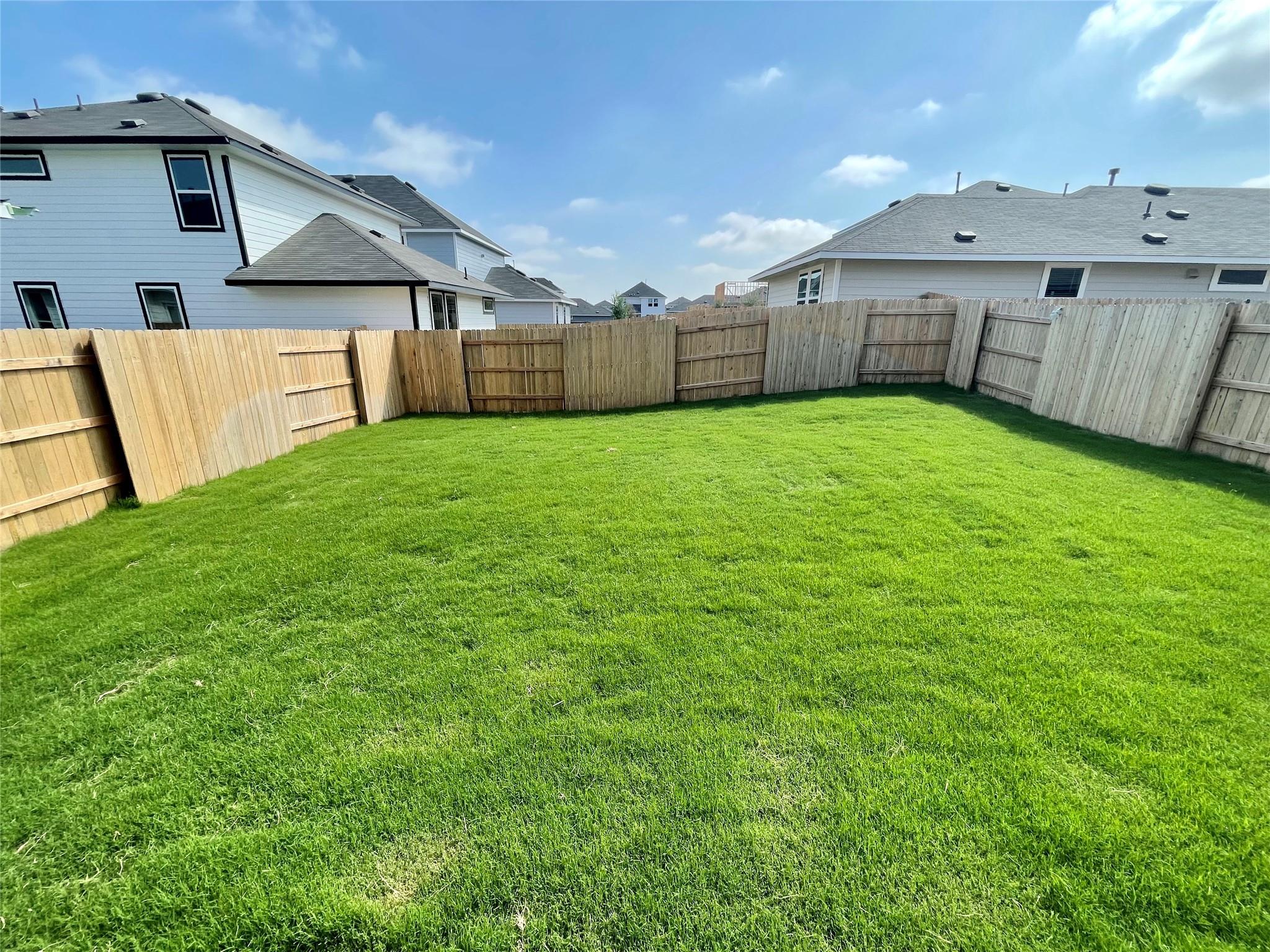 176 Heather Glen Way, Maxwell, TX 78656