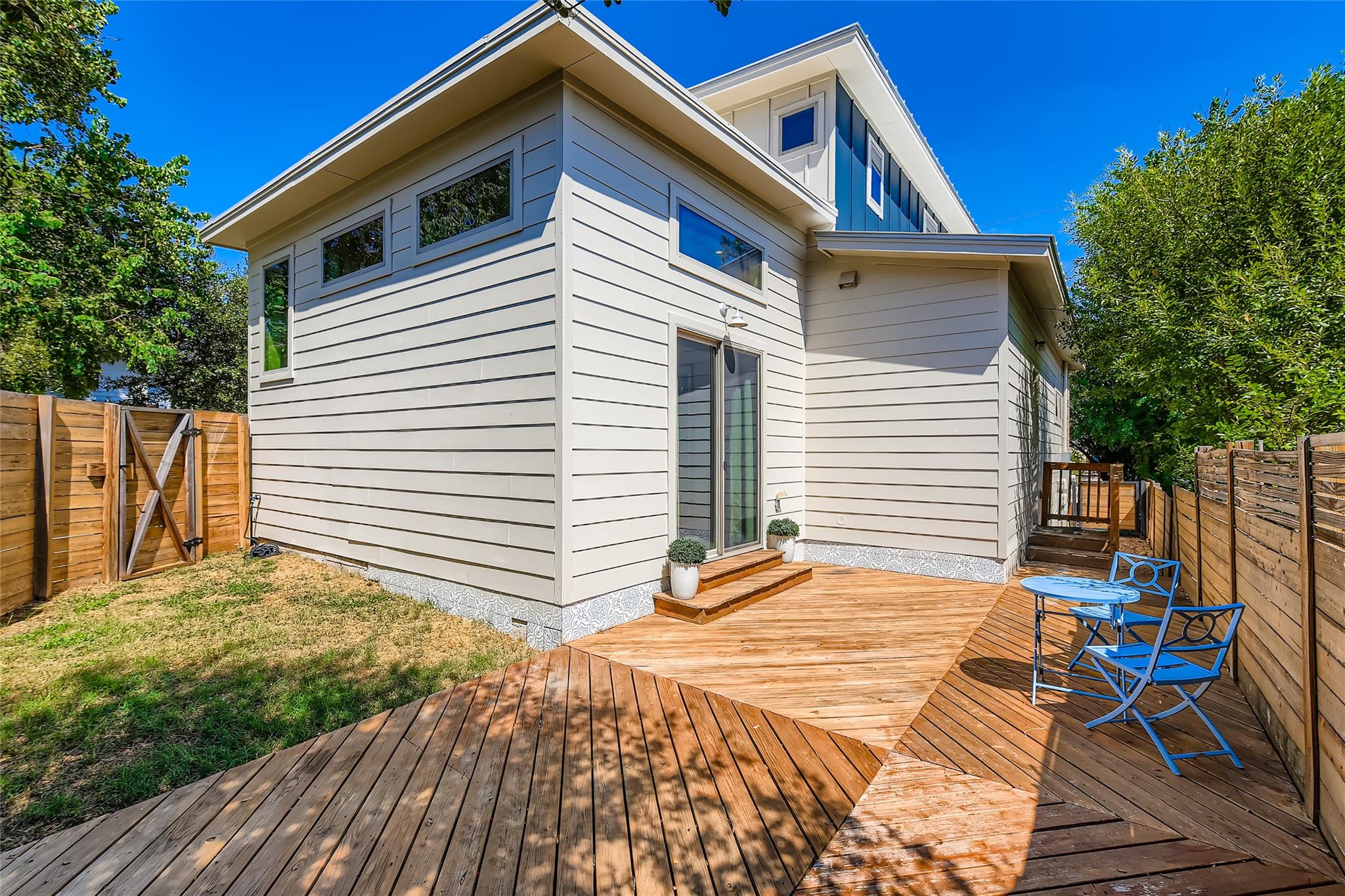 1604 Greenwood Ave # A, Austin, TX 78721