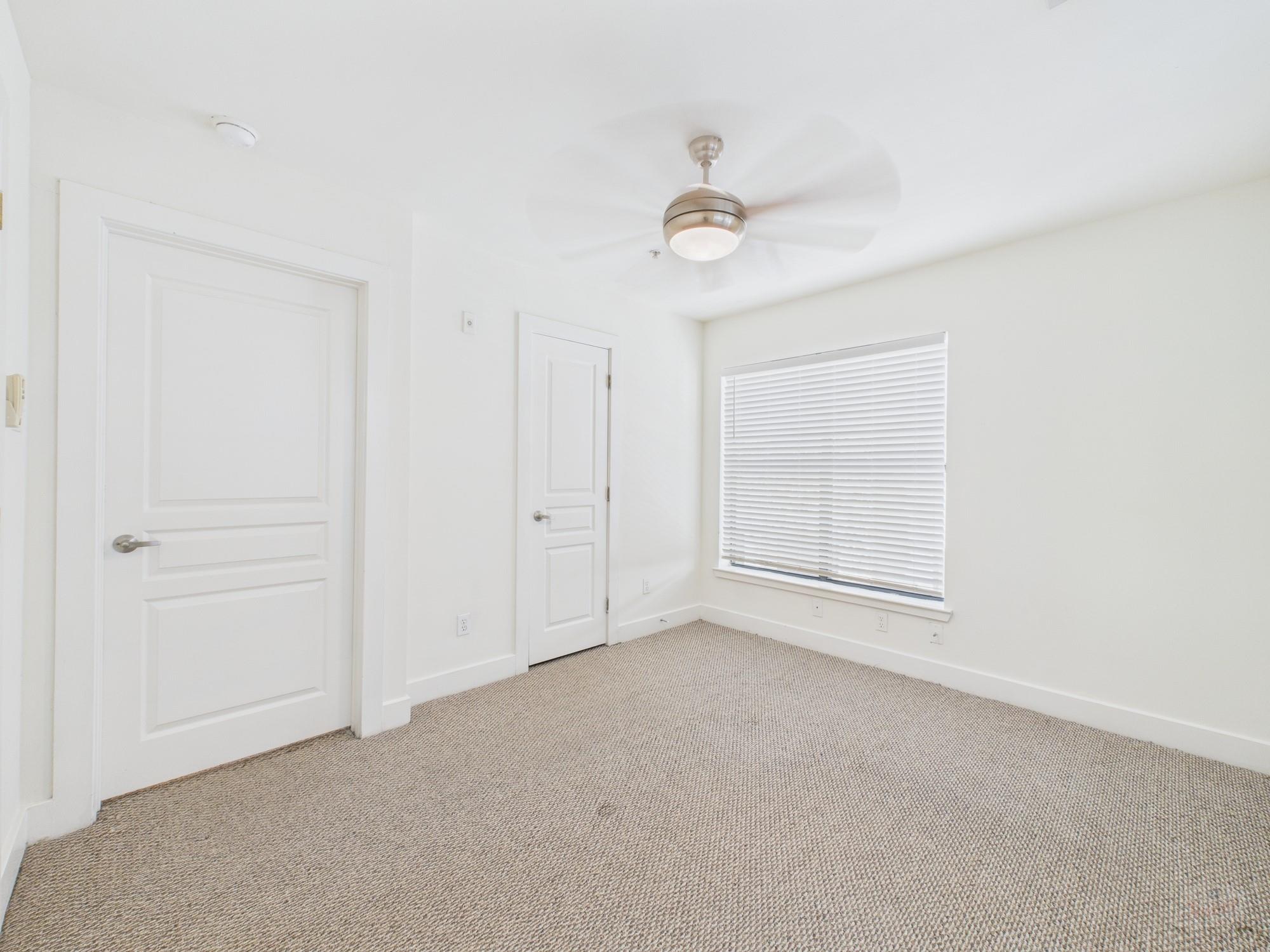 711 W 32nd St # 111, Austin, TX 78705