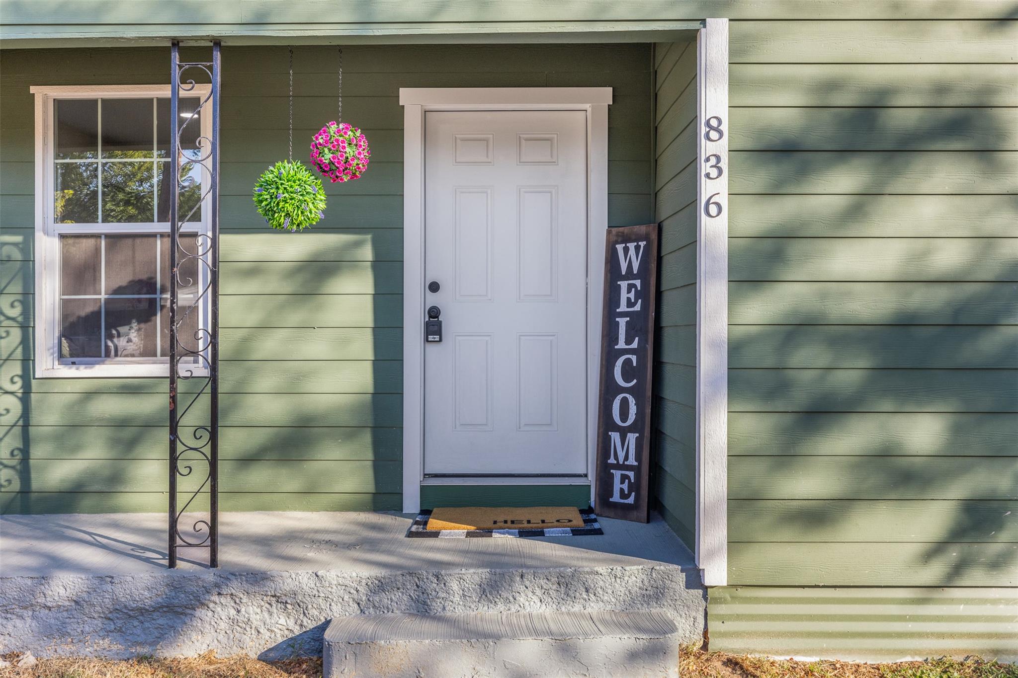 836 W Bell Ave, Rockdale, TX 76567