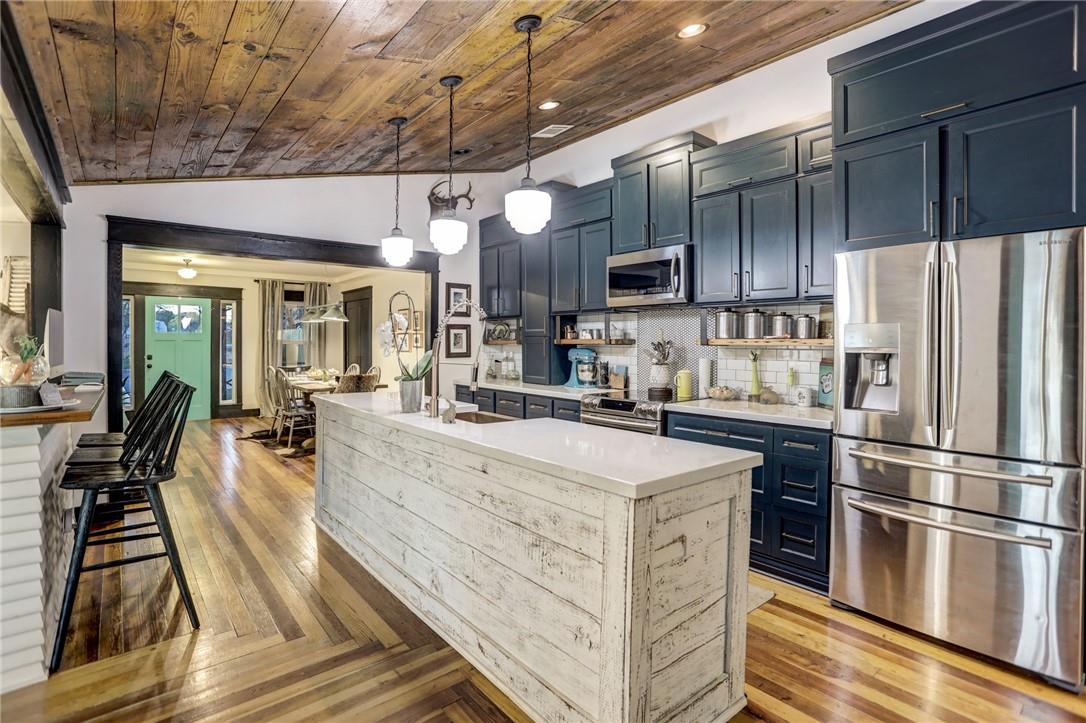 203 Church Hill Ln, Liberty Hill, TX 78642