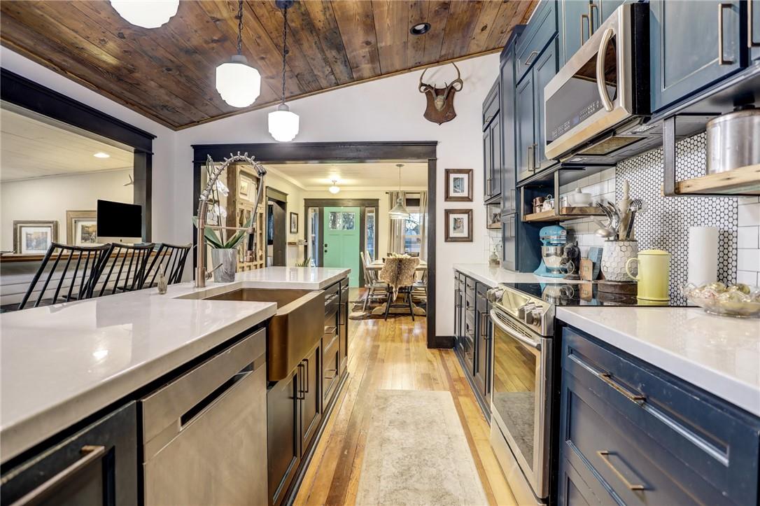 203 Church Hill Ln, Liberty Hill, TX 78642