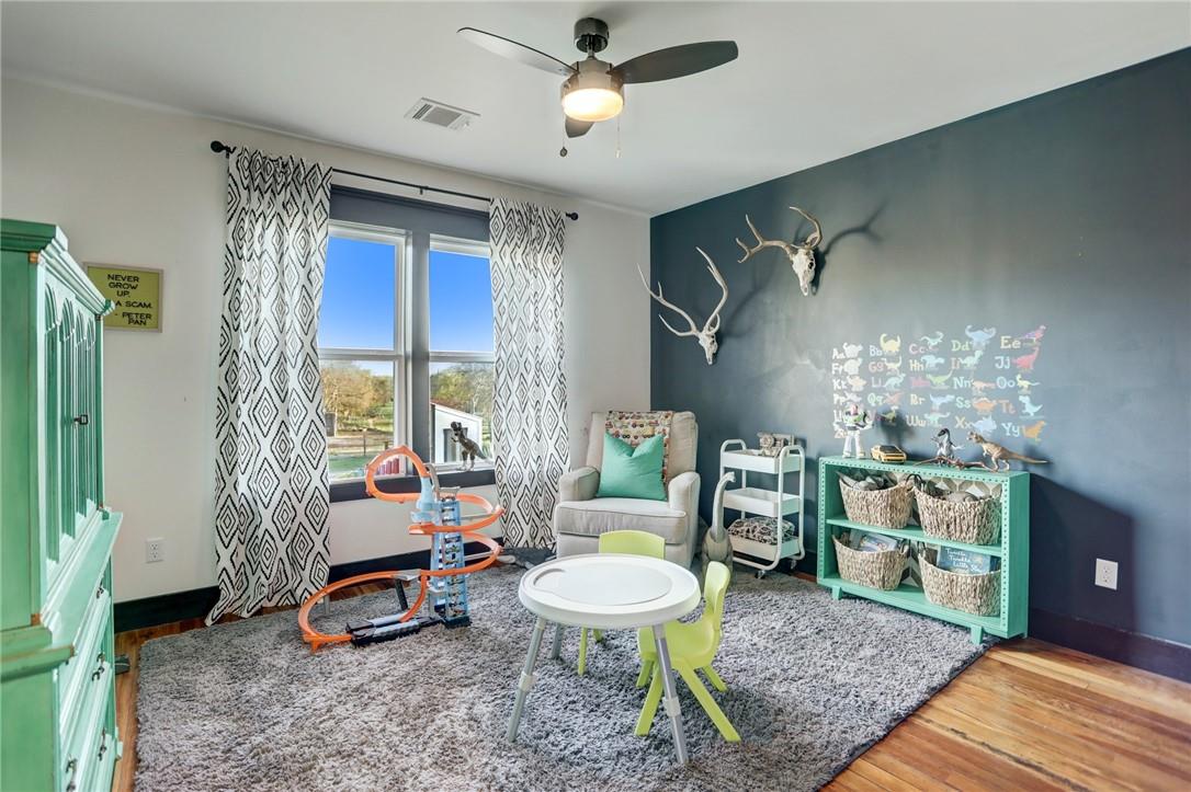 203 Church Hill Ln, Liberty Hill, TX 78642