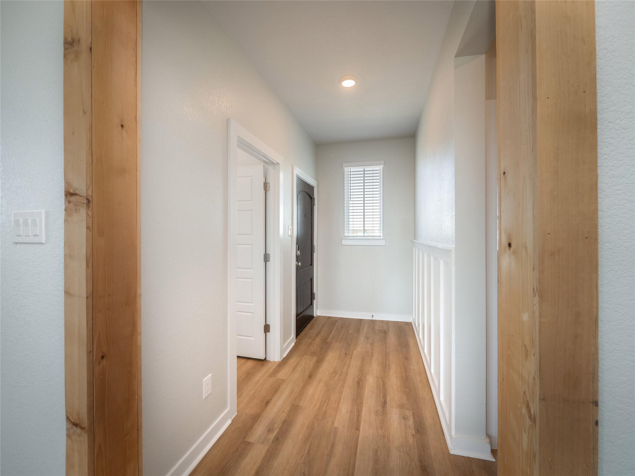 417 Ravens Crest Dr, Hutto, TX 78634