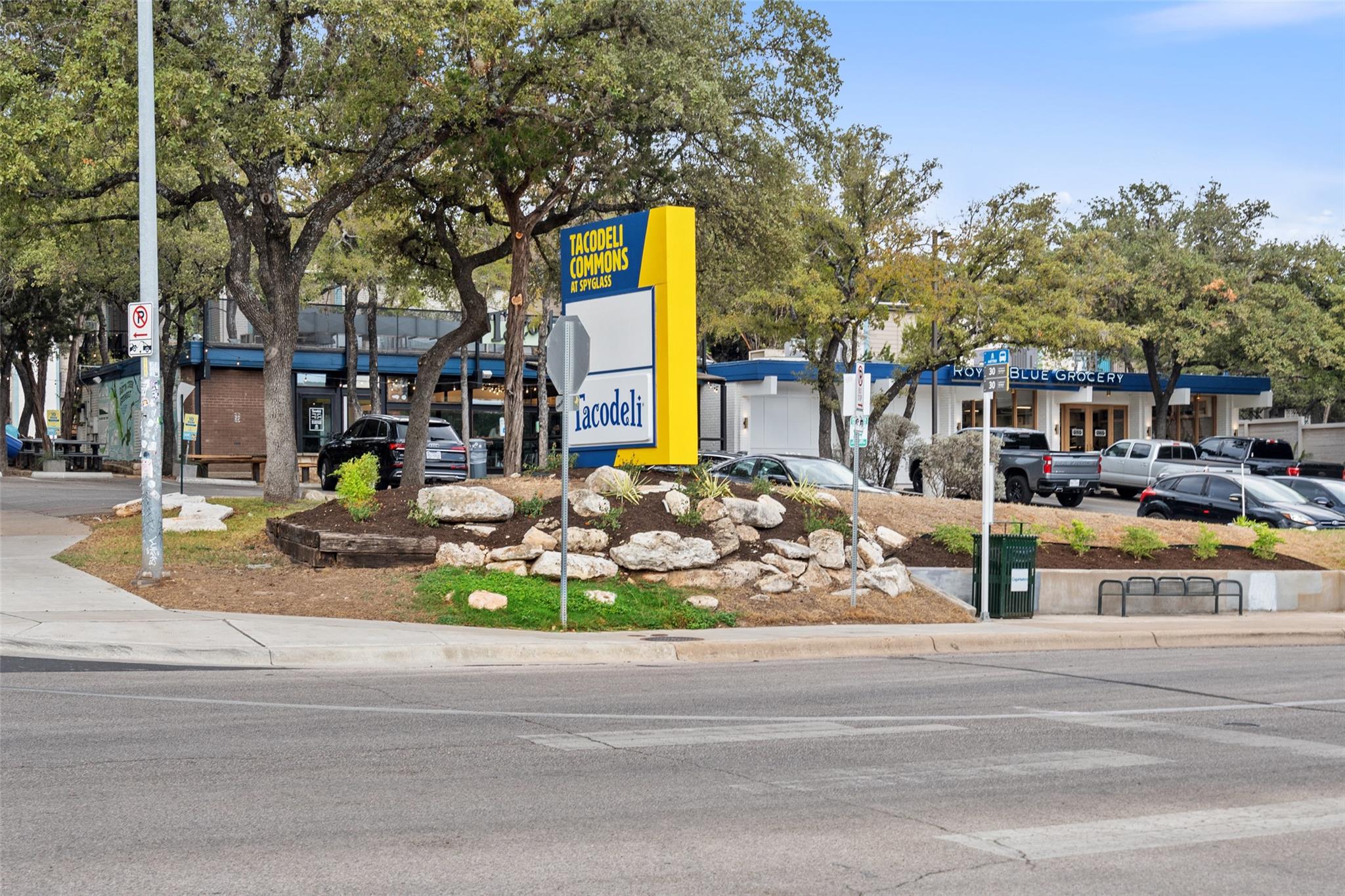 1719 Spyglass Dr # 14, Austin, TX 78746