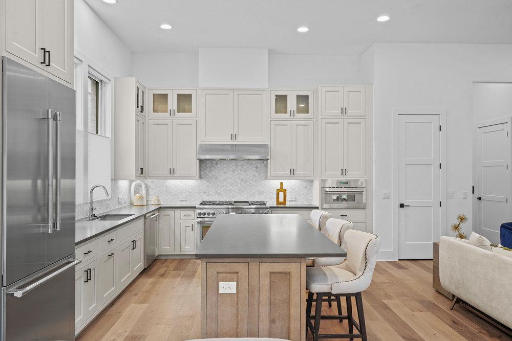 1719 Spyglass Dr # 14, Austin, TX 78746