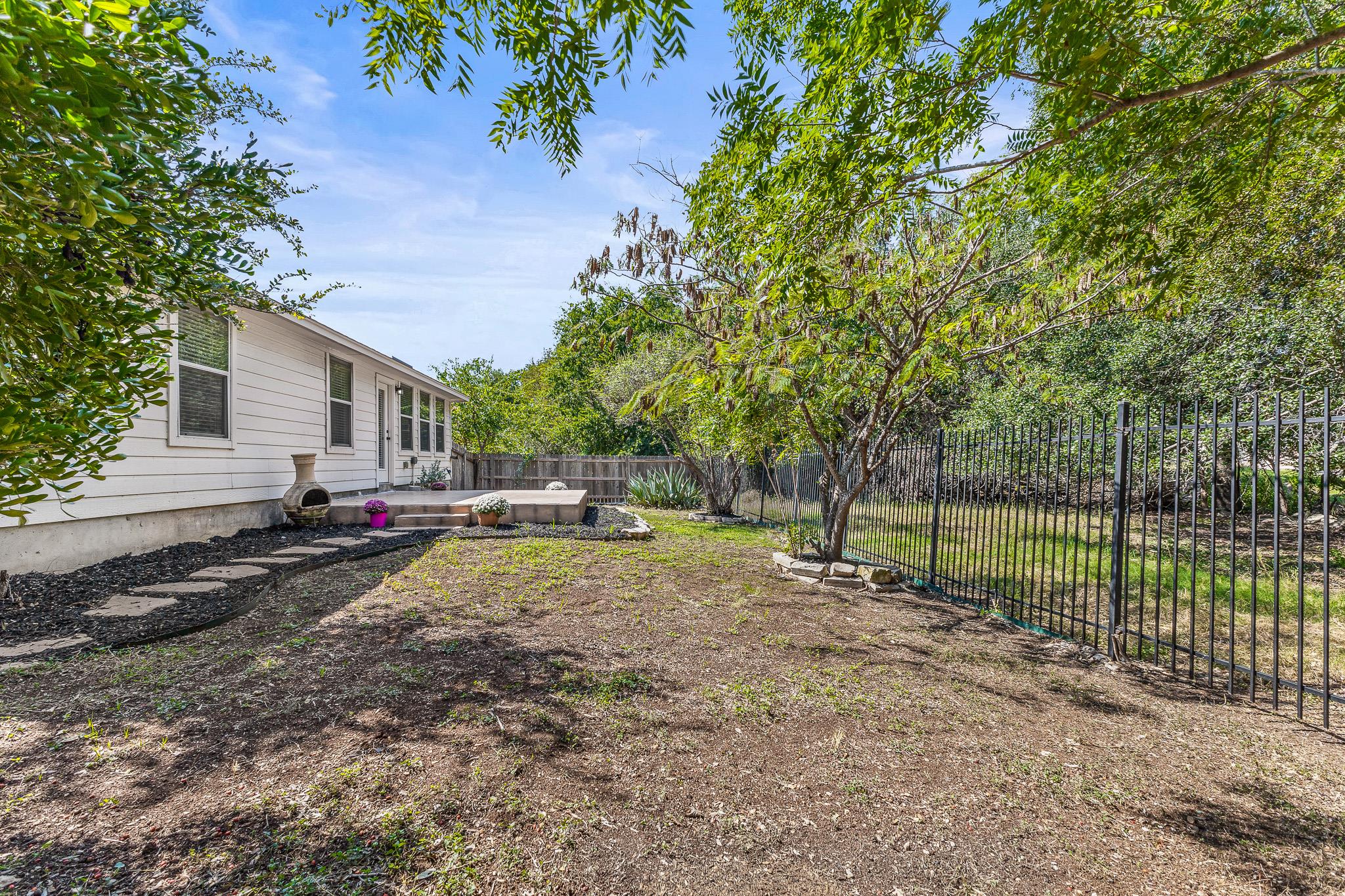 7733 Little Deer Trl, Georgetown, TX 78628