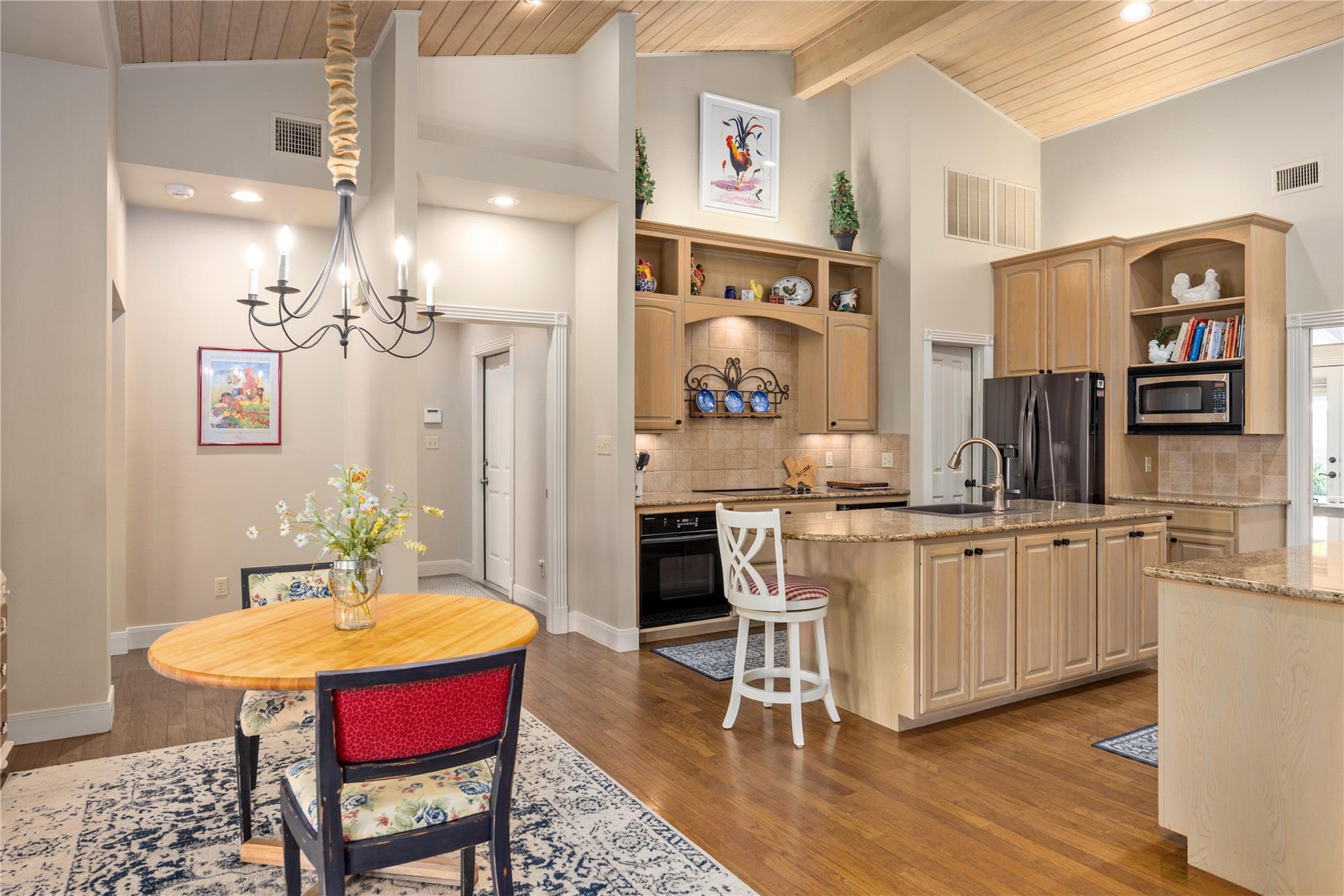 125 Deer Haven Ln W, Hunt, TX 78024