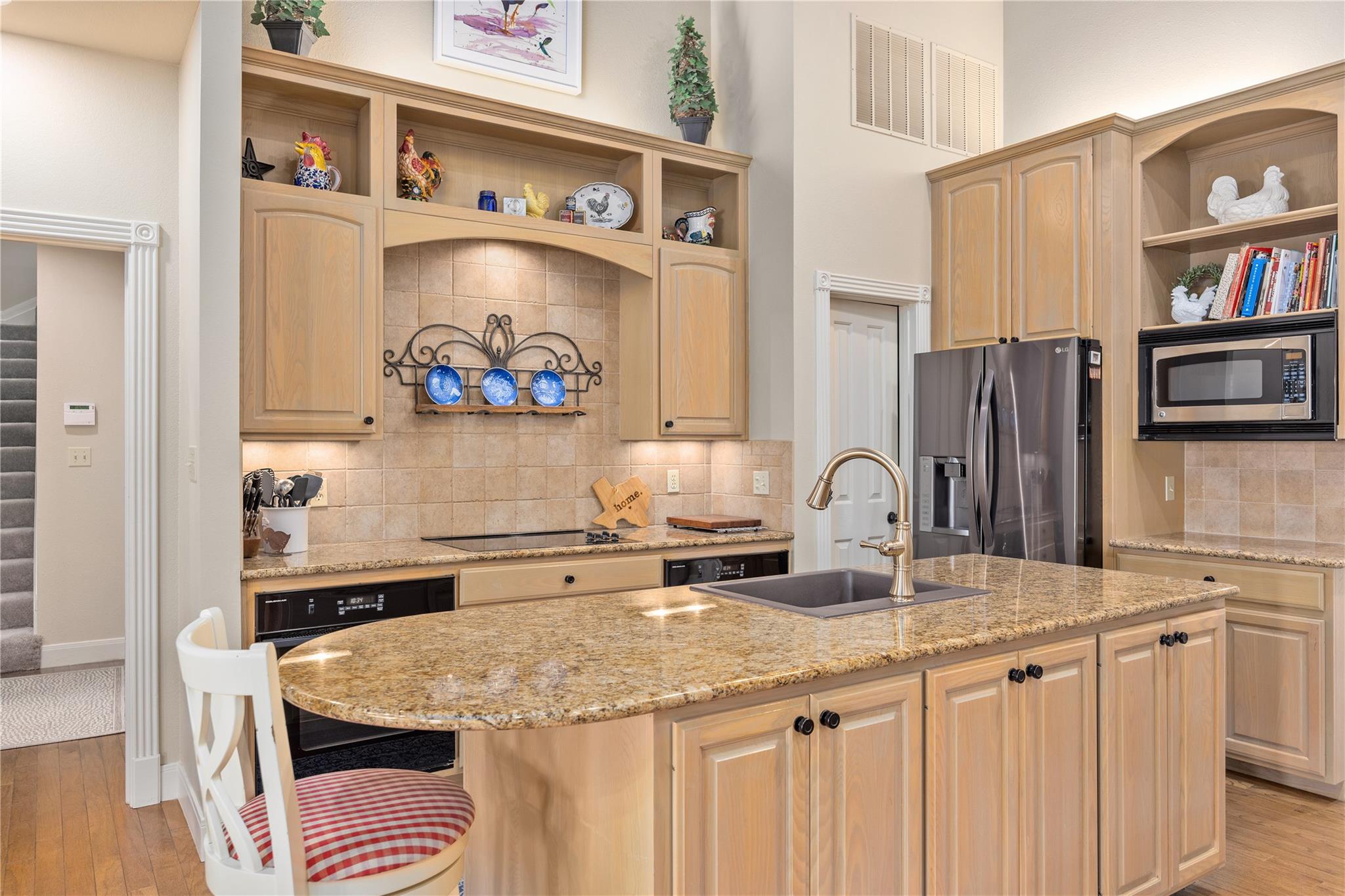 125 Deer Haven Ln W, Hunt, TX 78024