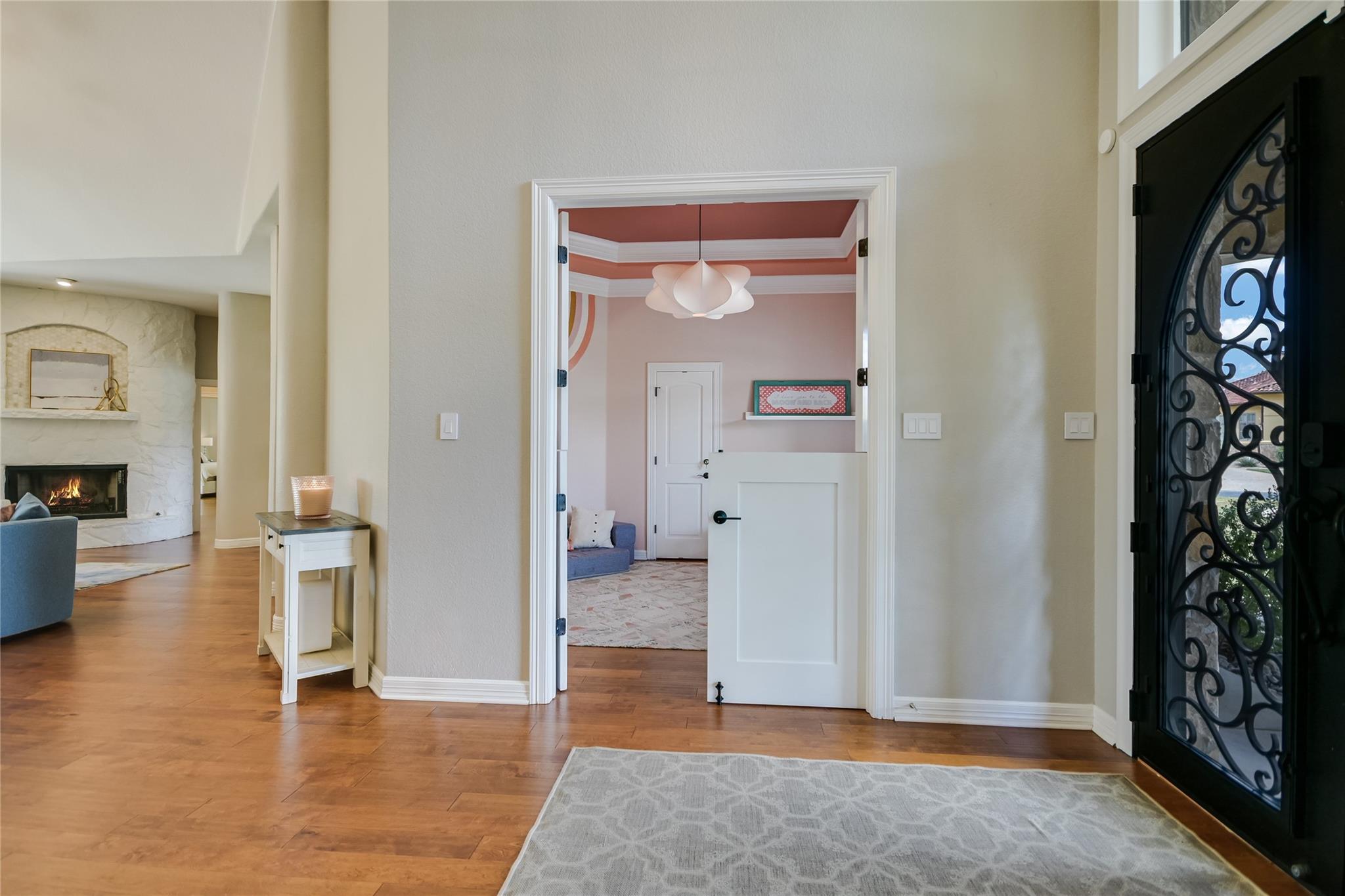 100 Dovetail Ln, Georgetown, TX 78628