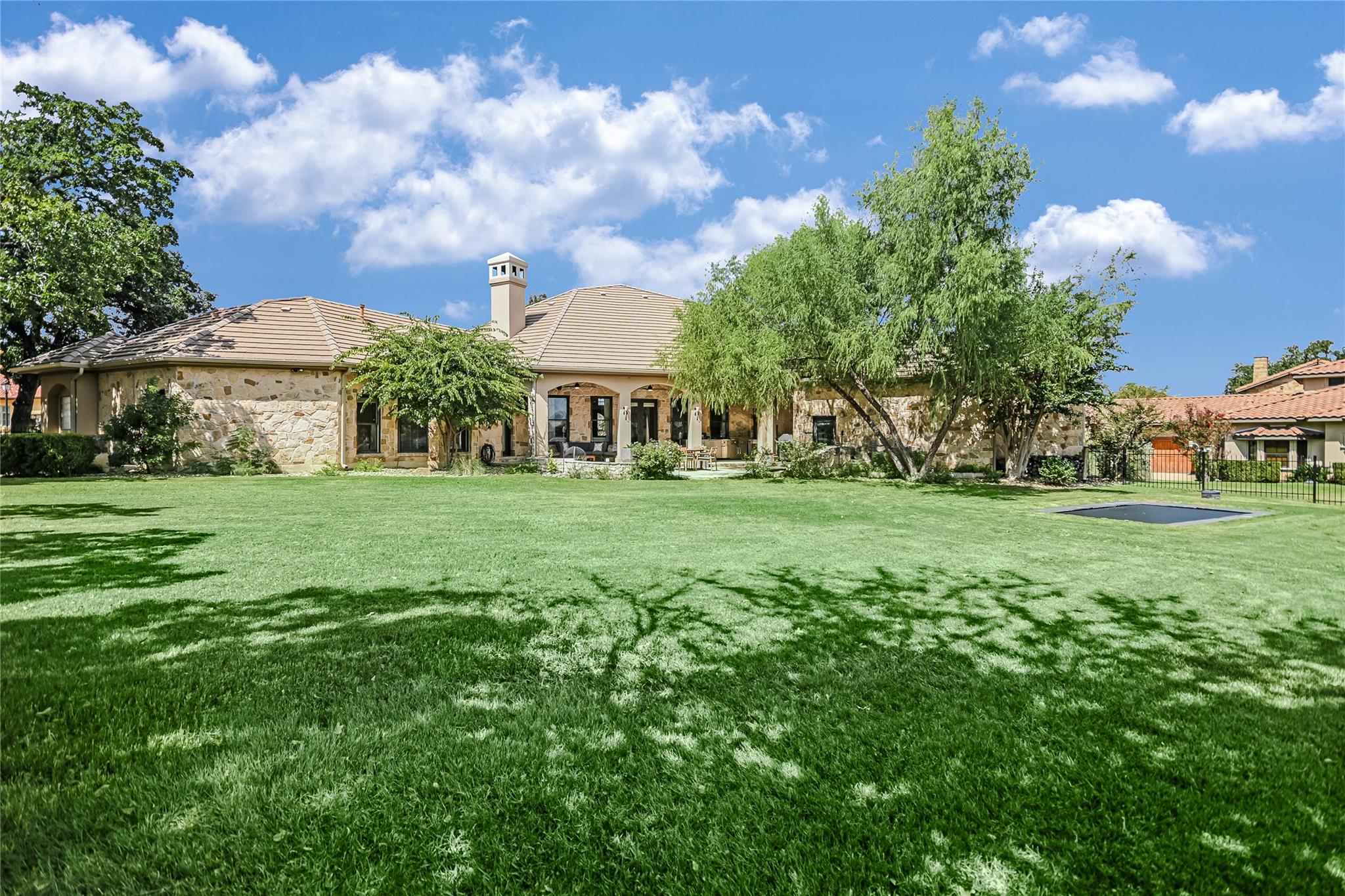 100 Dovetail Ln, Georgetown, TX 78628