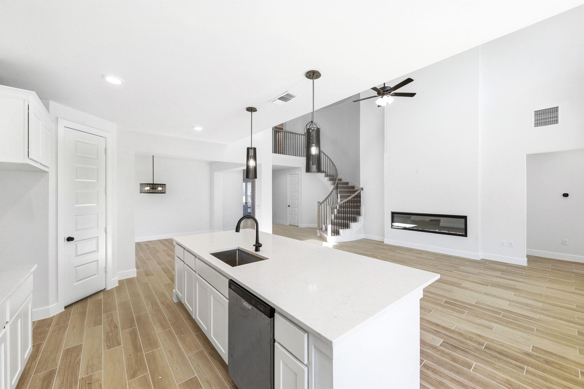 135 Pinyon Pine Dr, Bastrop, TX 78602