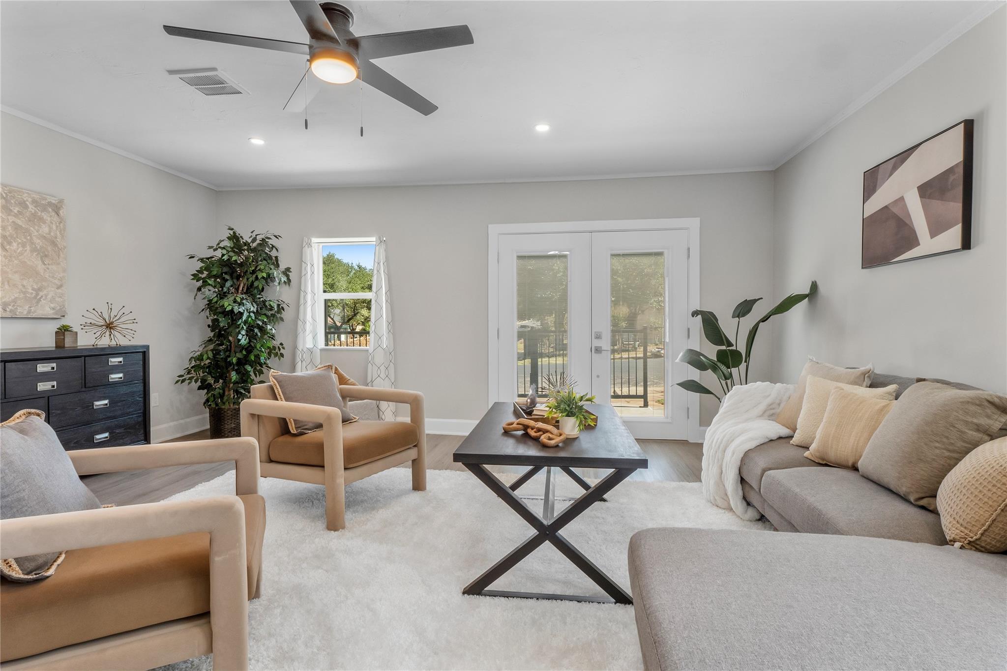 8007 Colony Loop Dr, Austin, TX 78724