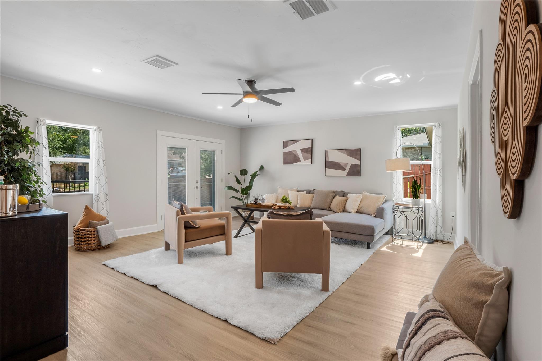 8007 Colony Loop Dr, Austin, TX 78724