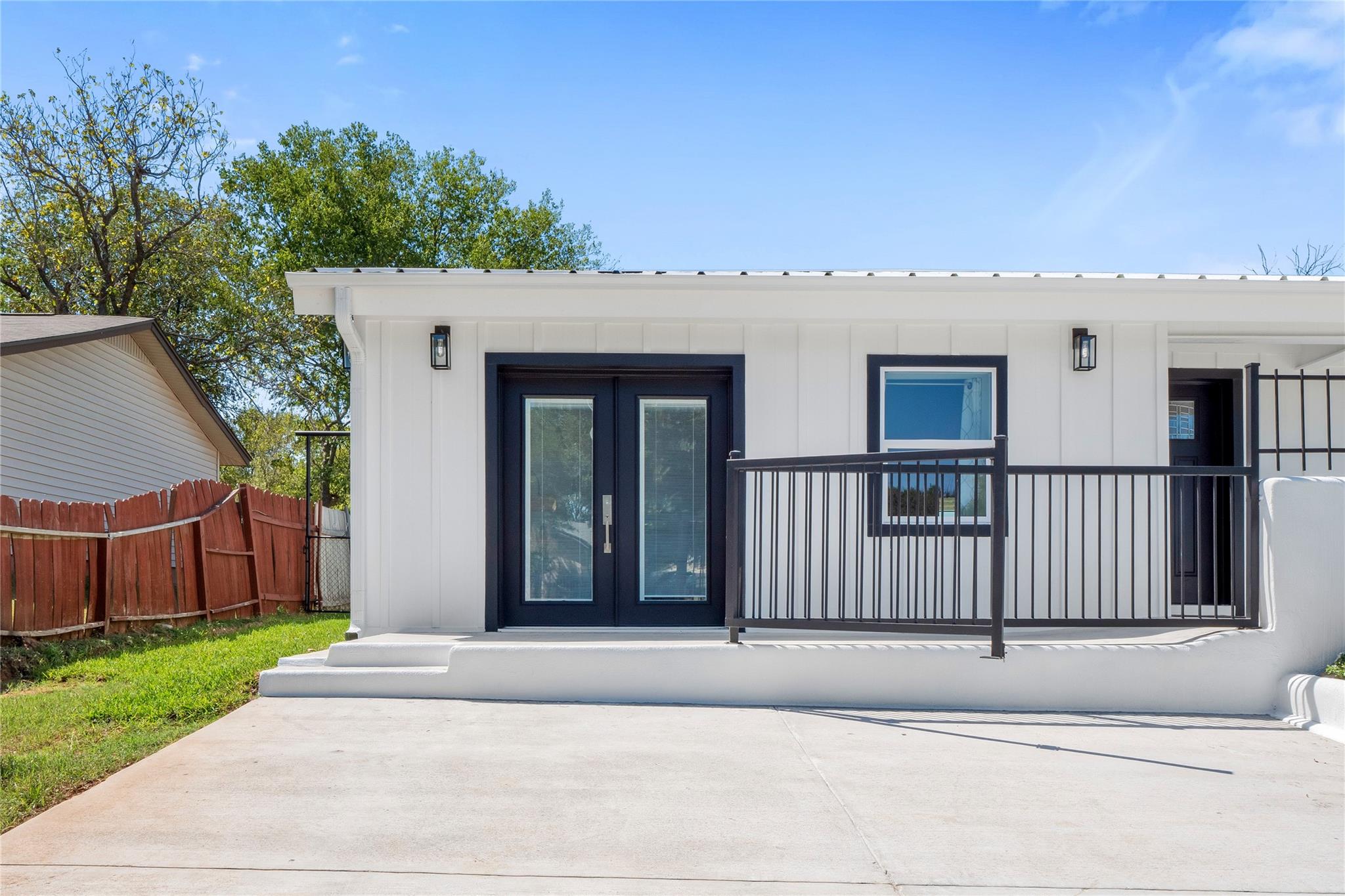 8007 Colony Loop Dr, Austin, TX 78724