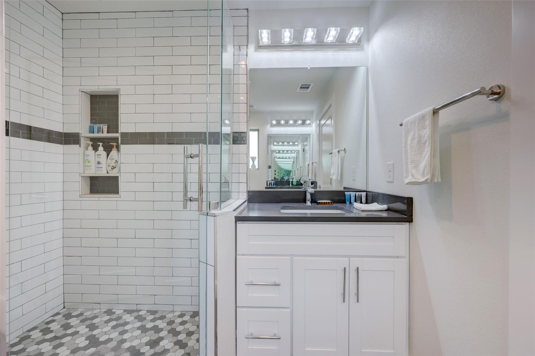 4705 Louis Ave # A & B, Austin, TX 78721