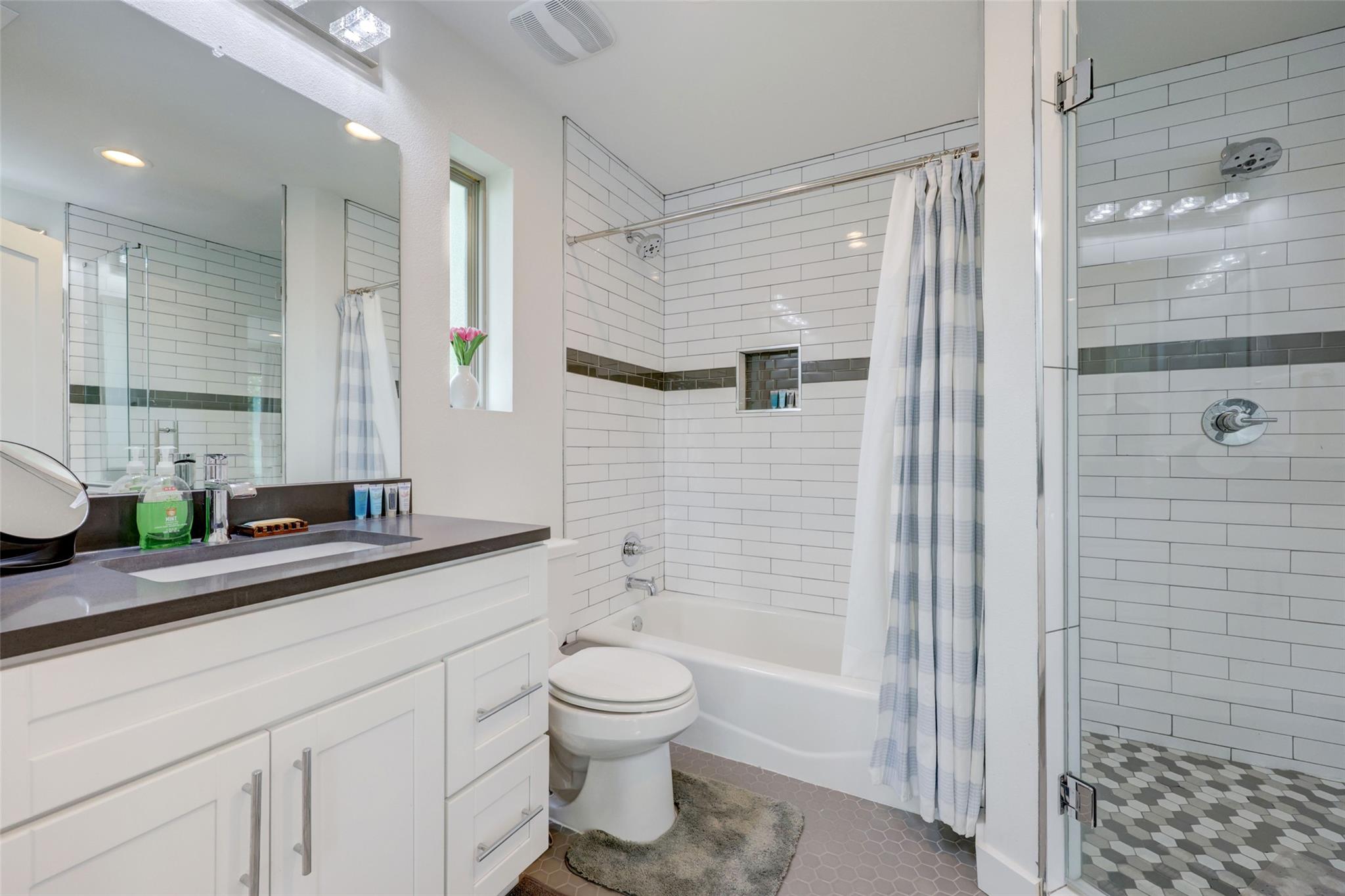 4705 Louis Ave # A & B, Austin, TX 78721