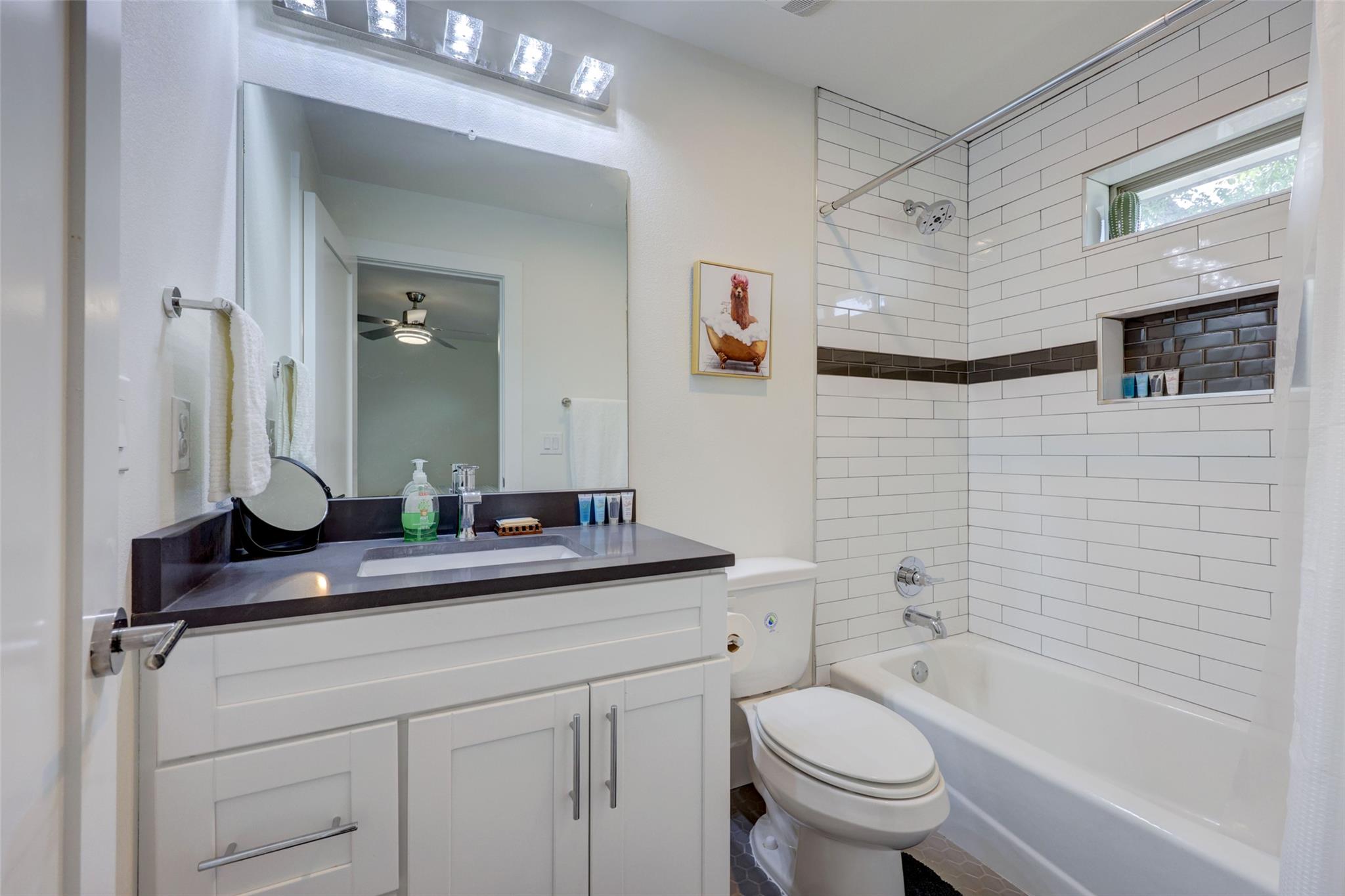 4705 Louis Ave # A, Austin, TX 78721