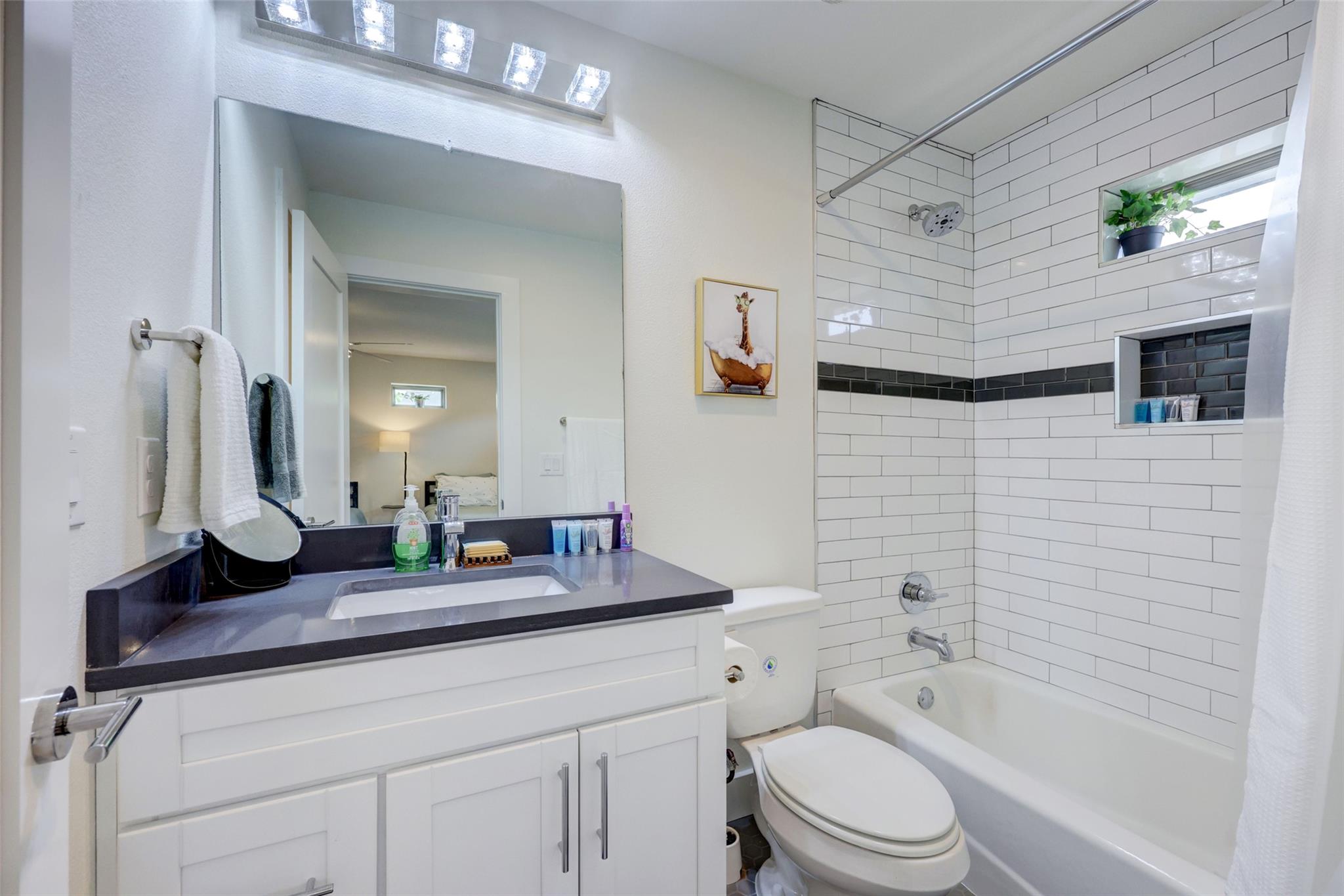 4705 Louis Ave # A, Austin, TX 78721