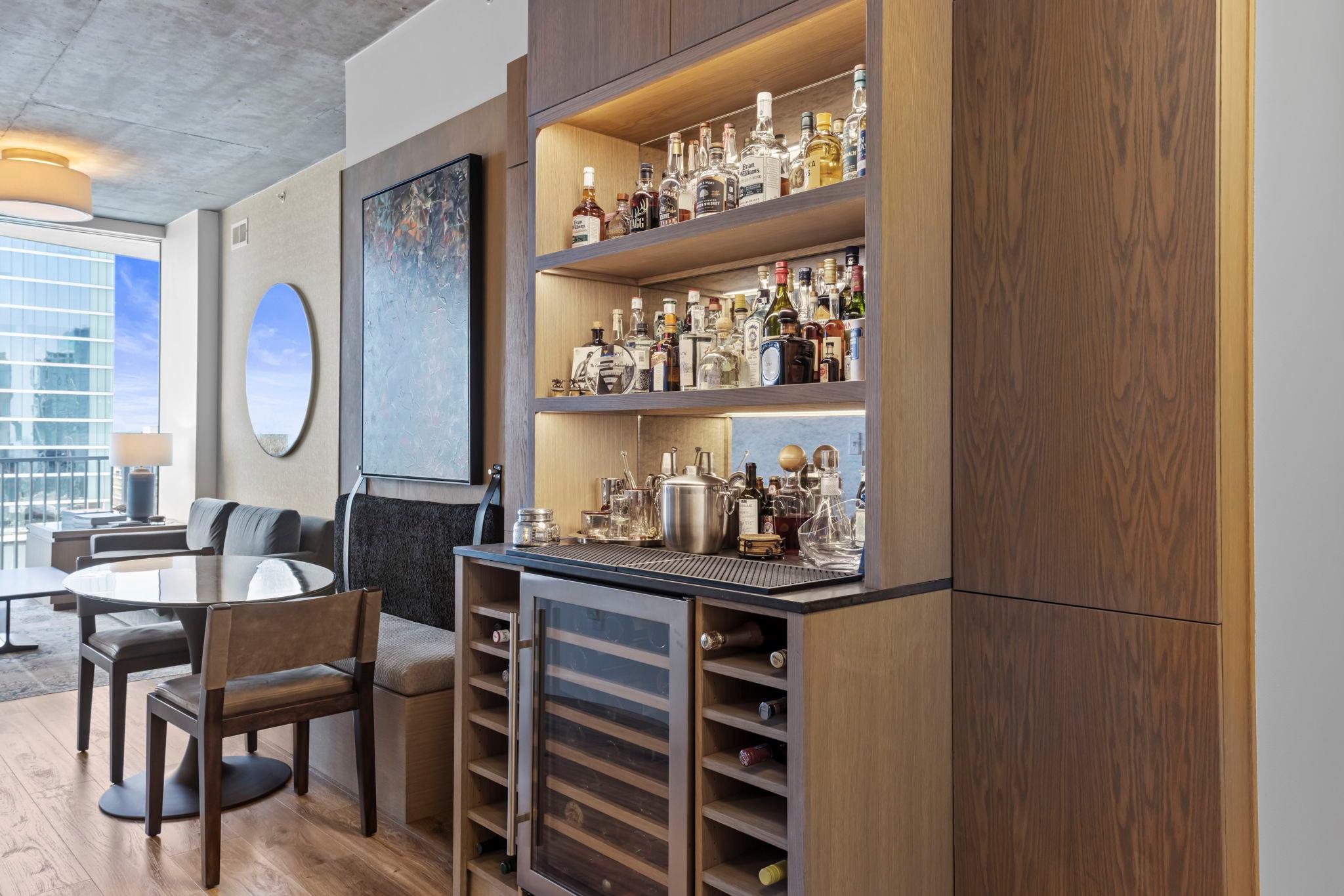 360 Nueces St # 3904, Austin, TX 78701