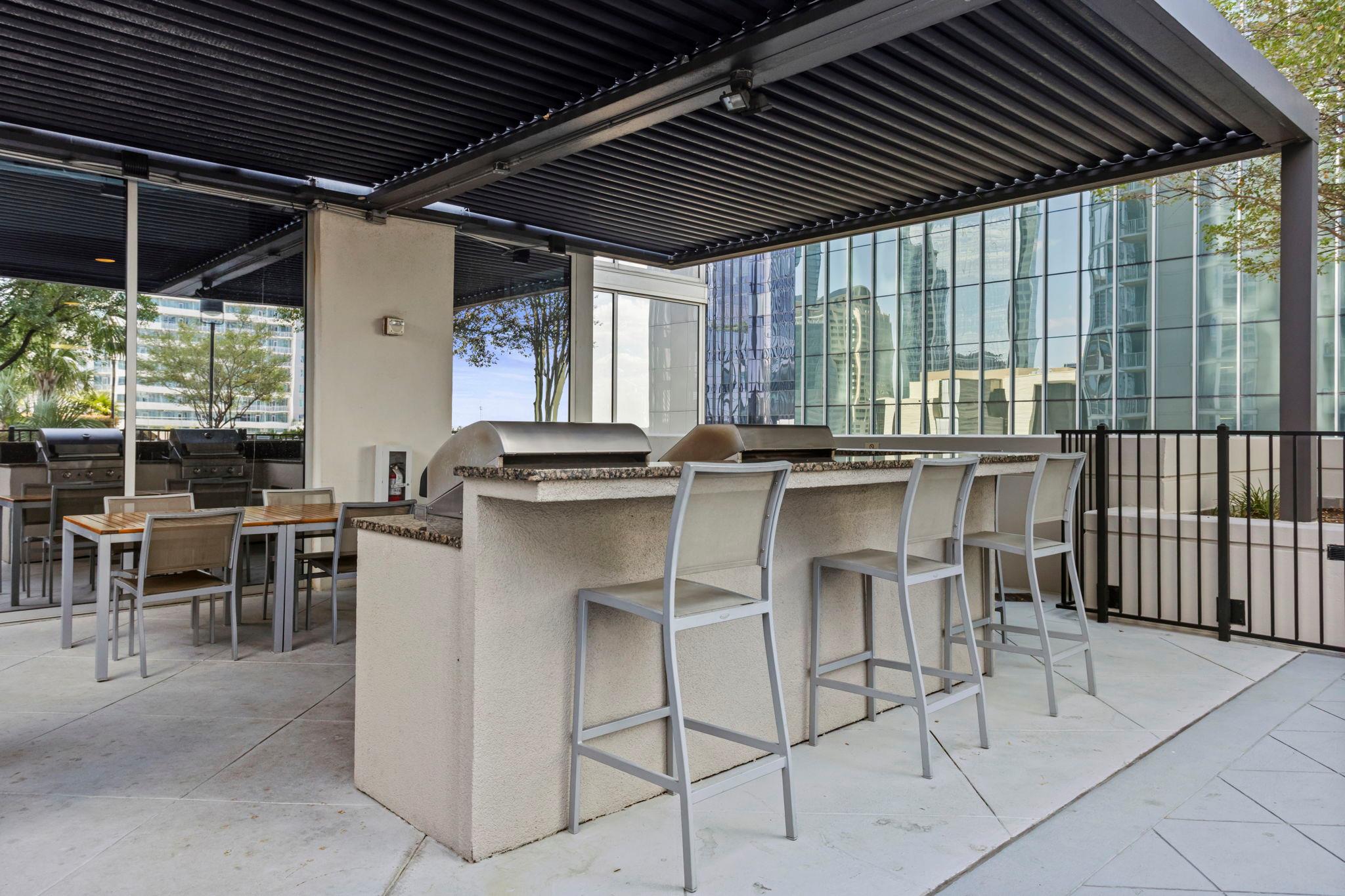 360 Nueces St # 3904, Austin, TX 78701