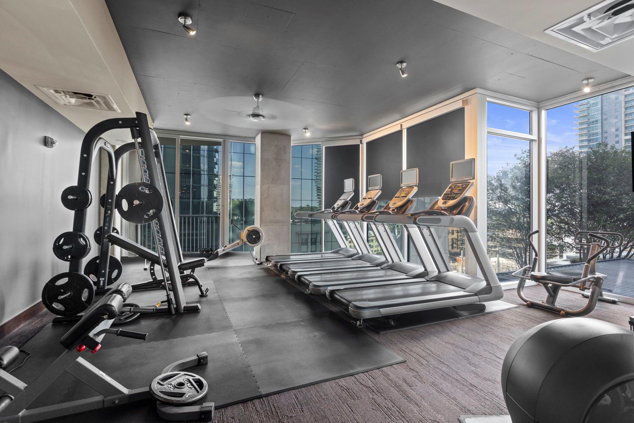 360 Nueces St # 3904, Austin, TX 78701