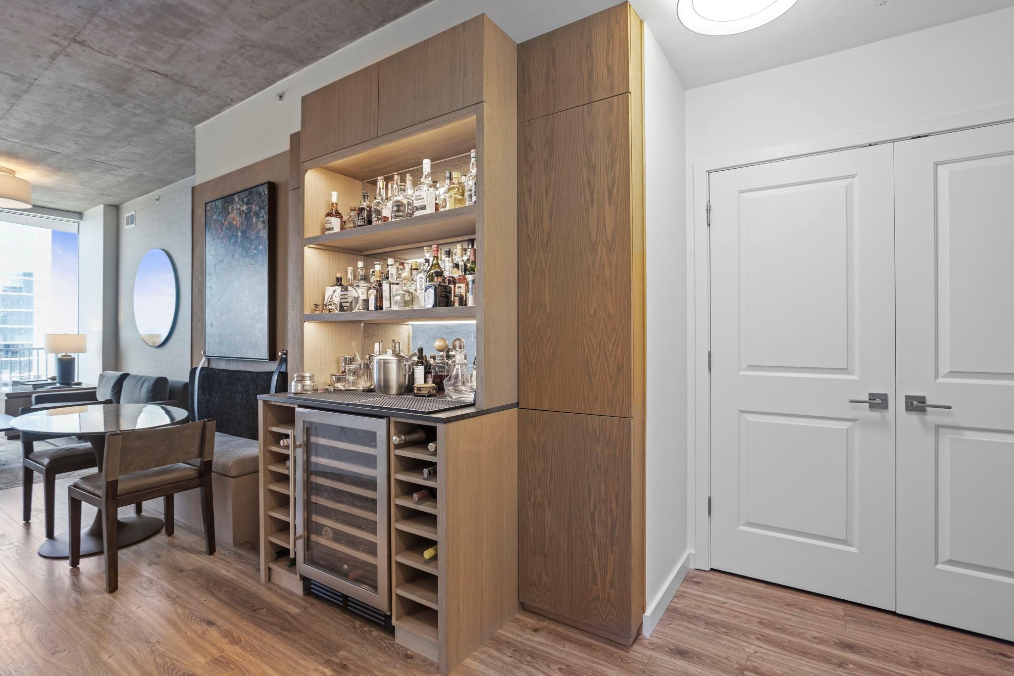 360 Nueces St # 3904, Austin, TX 78701