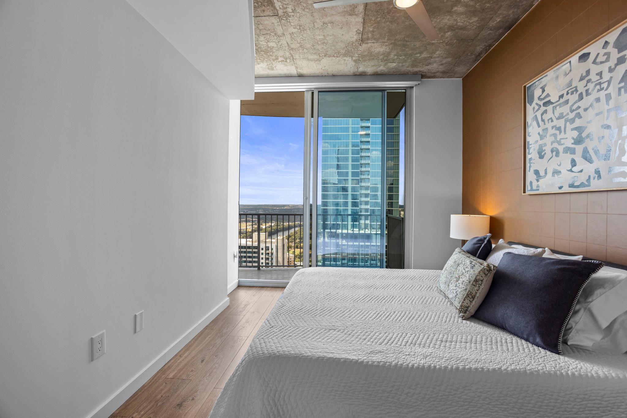 360 Nueces St # 3904, Austin, TX 78701