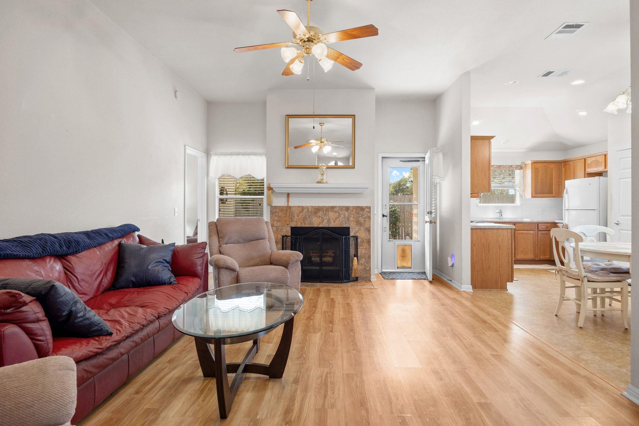 901 Kenneys Way, Round Rock, TX 78665