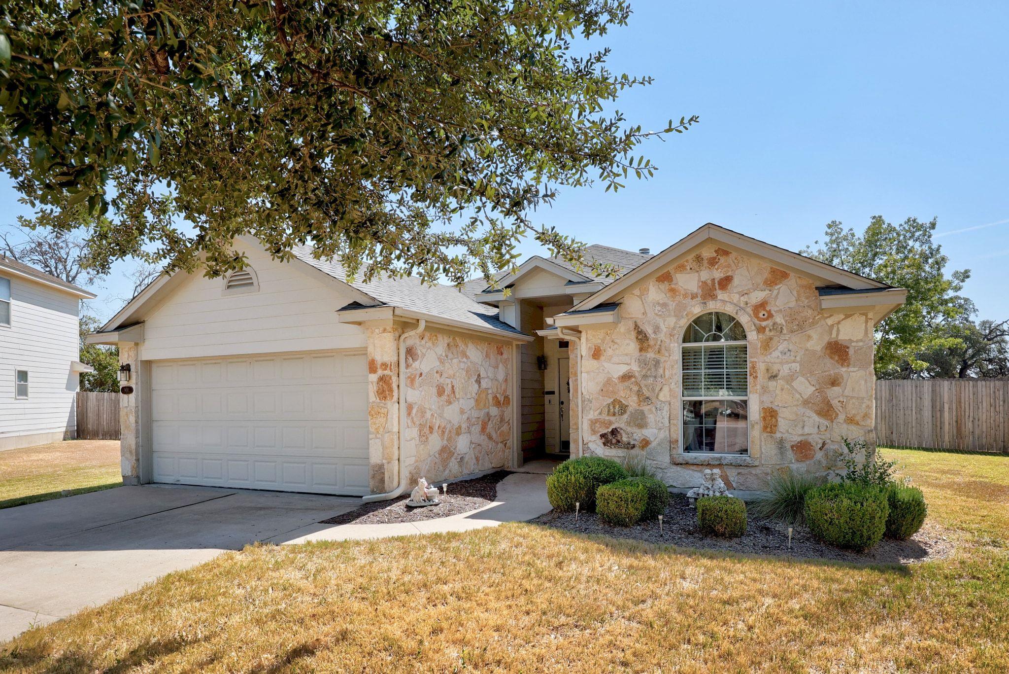 901 Kenneys Way, Round Rock, TX 78665