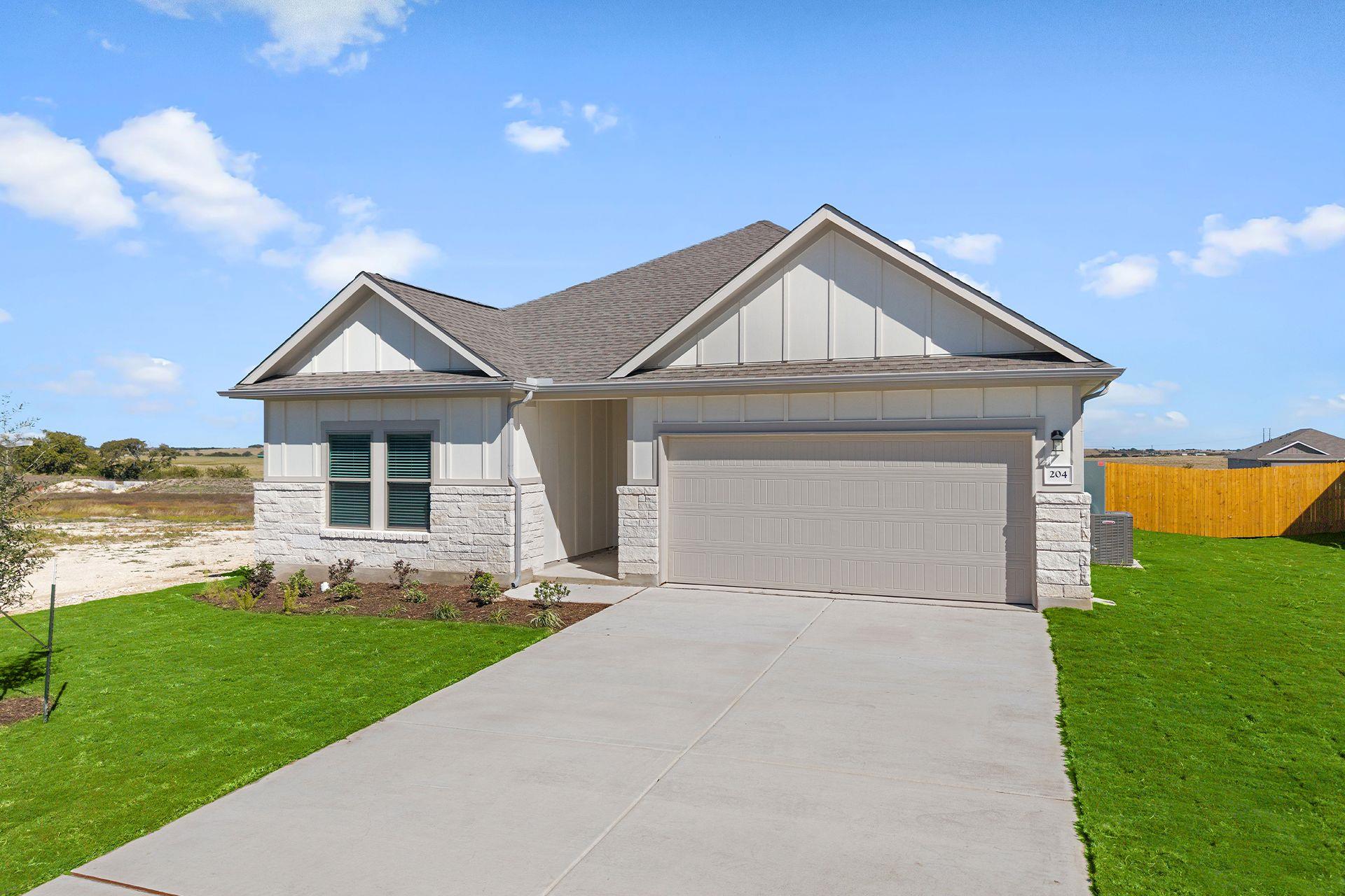 204 Sleep Hollow, Jarrell, TX 76537