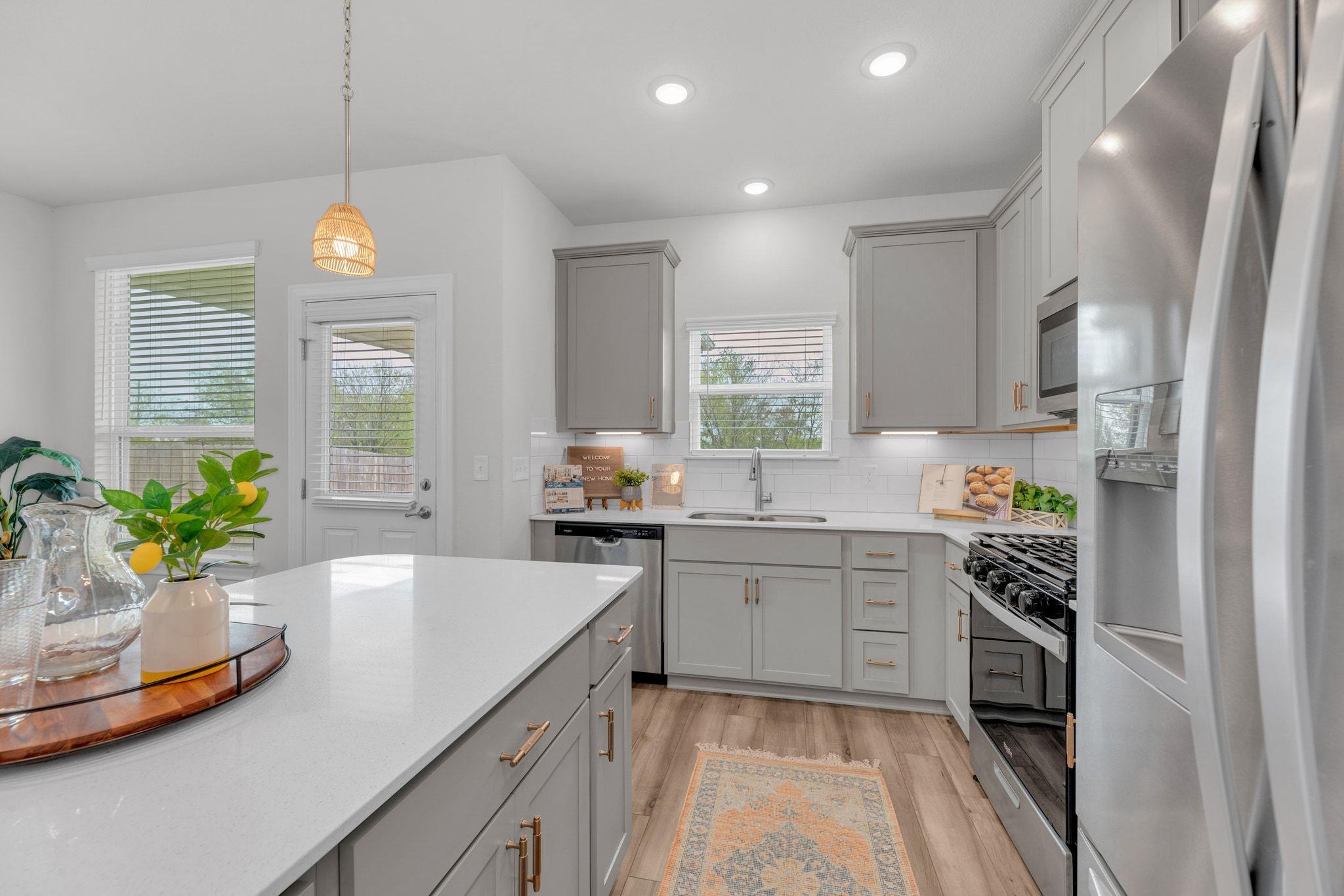 6514 Marsh Ln, Buda, TX 78610