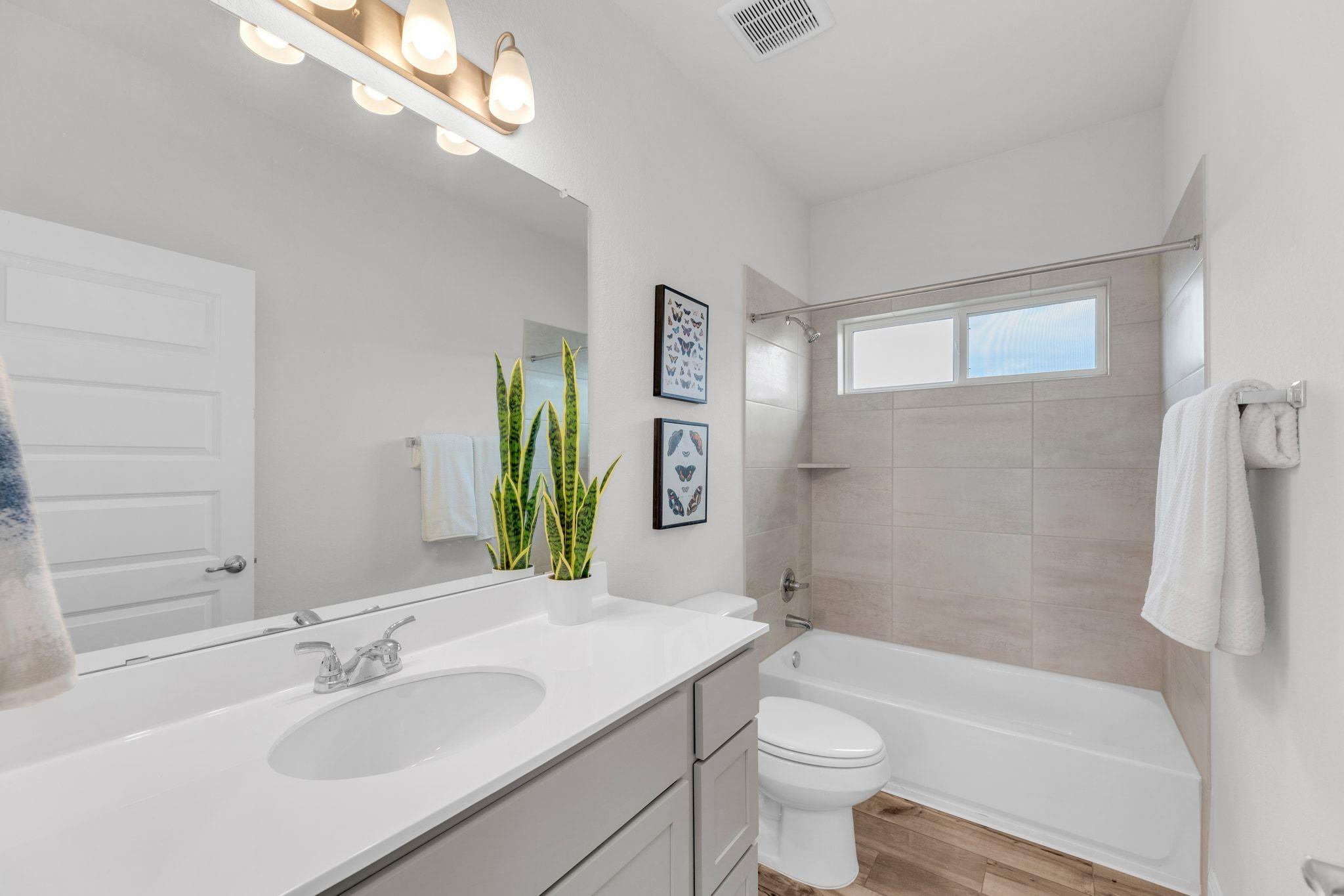 6514 Marsh Ln, Buda, TX 78610