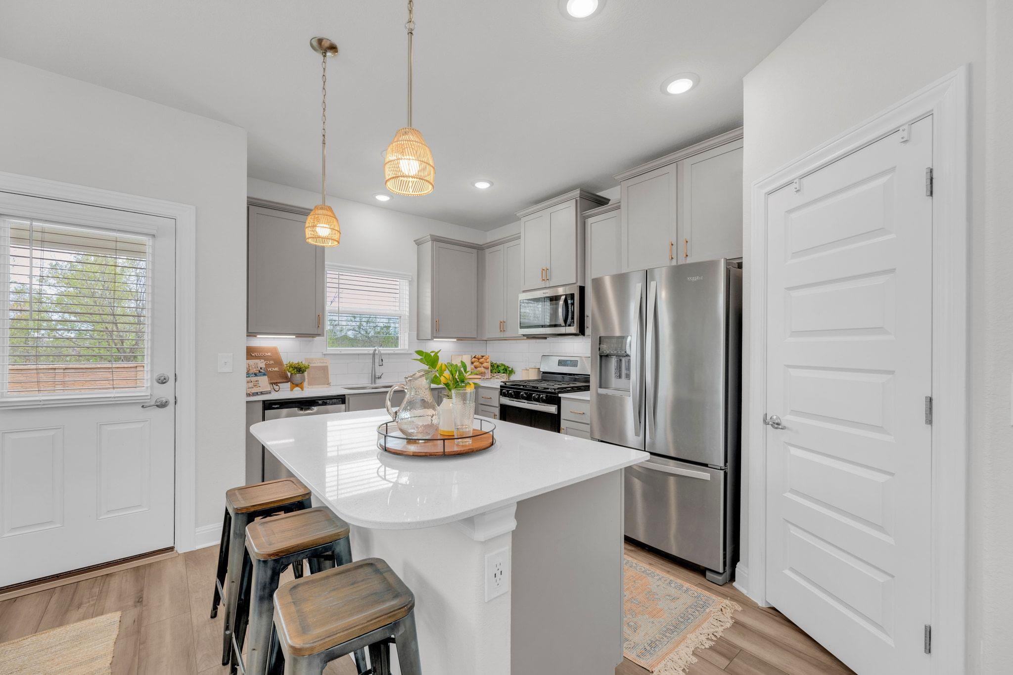 6514 Marsh Ln, Buda, TX 78610