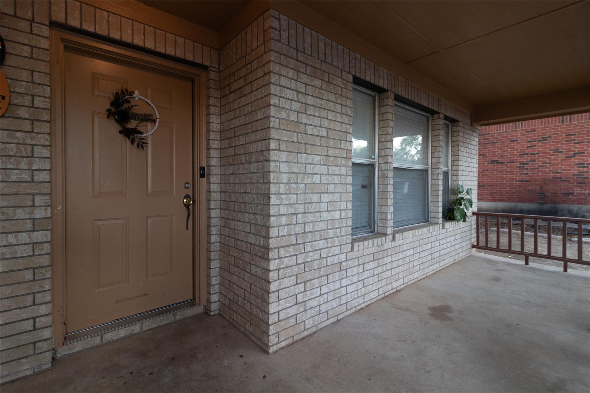 8090 Thaxton Rd, Austin, TX 78747