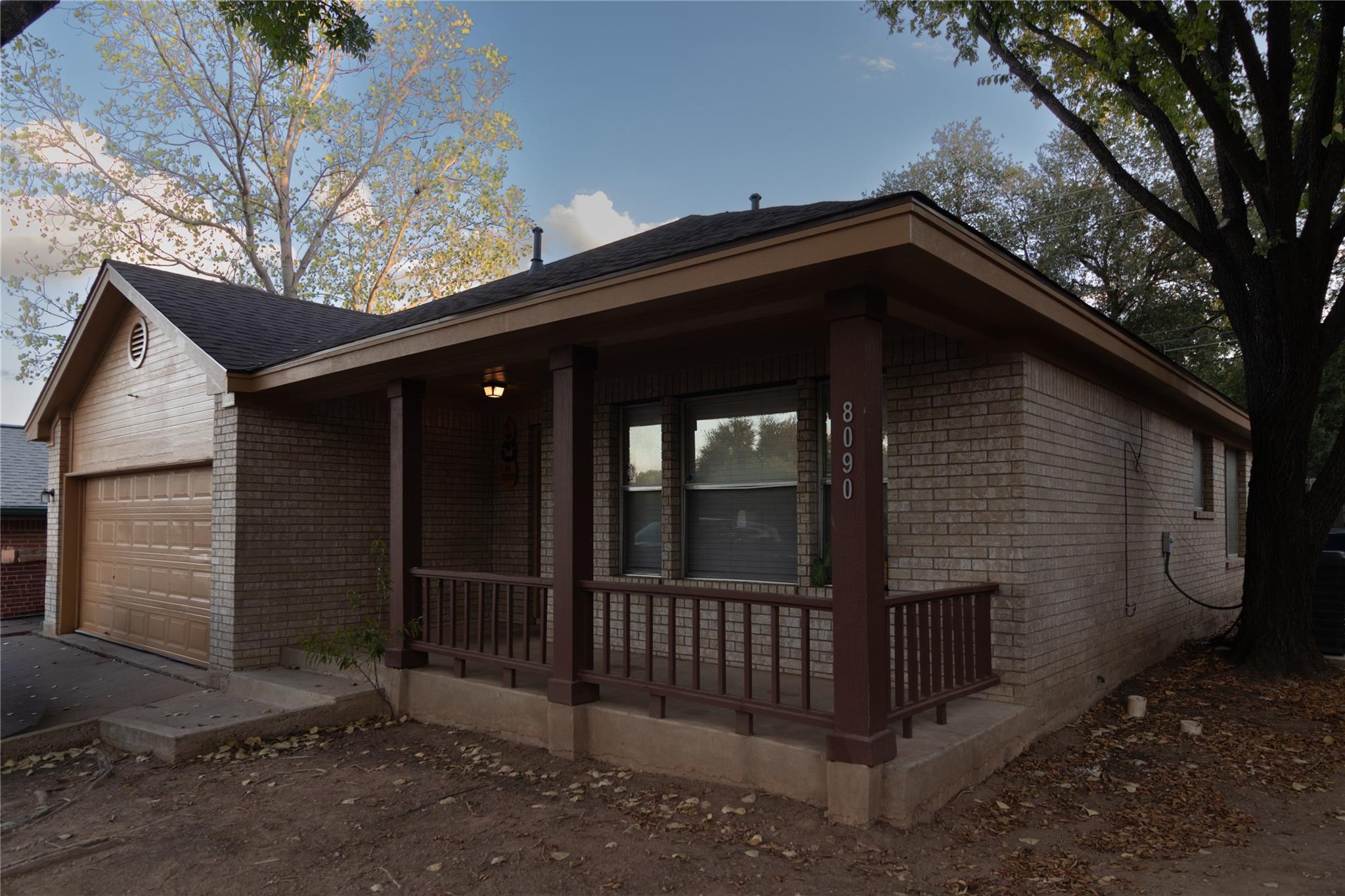 8090 Thaxton Rd, Austin, TX 78747