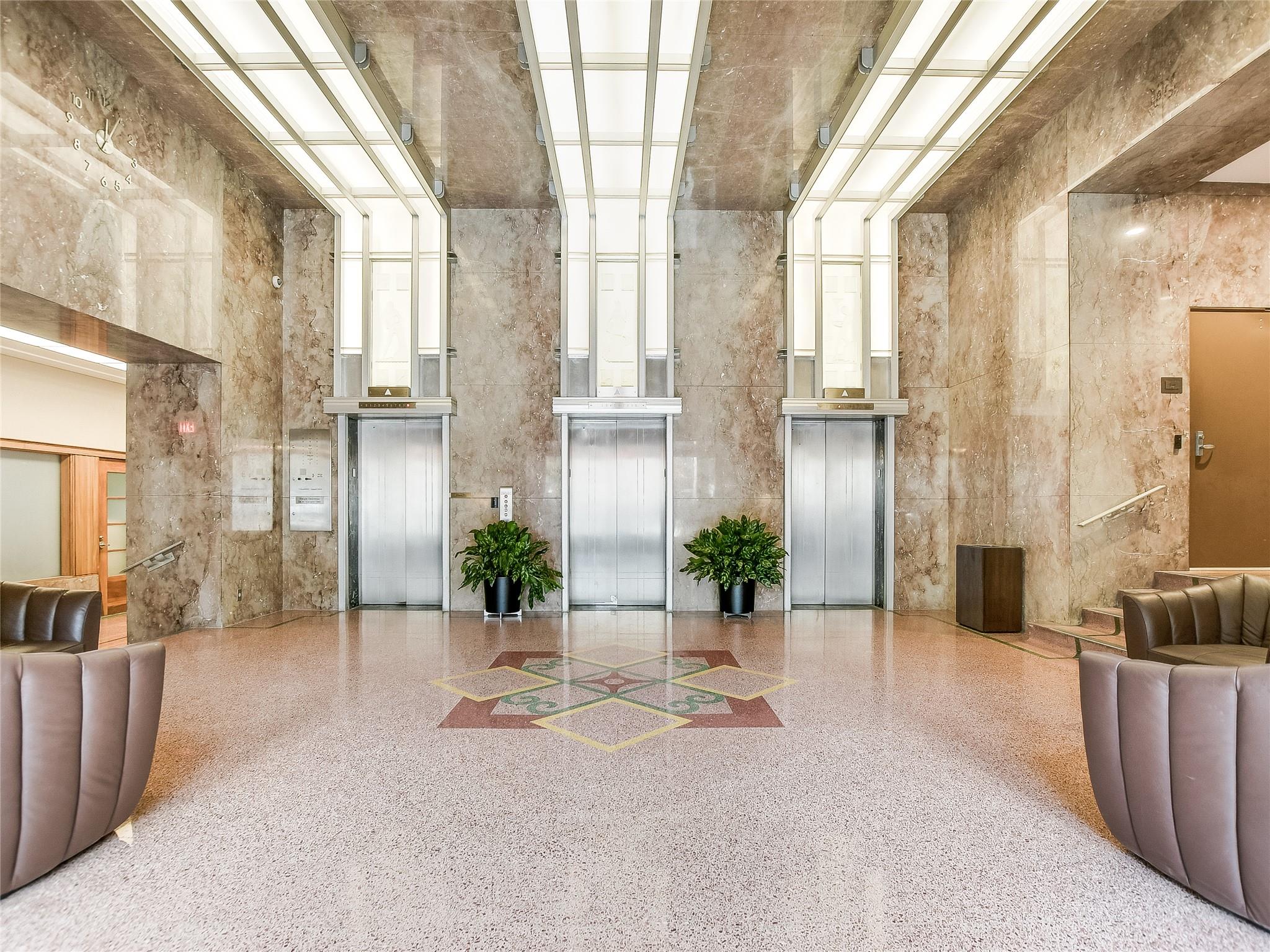 710 Colorado St # 2D, Austin, TX 78701