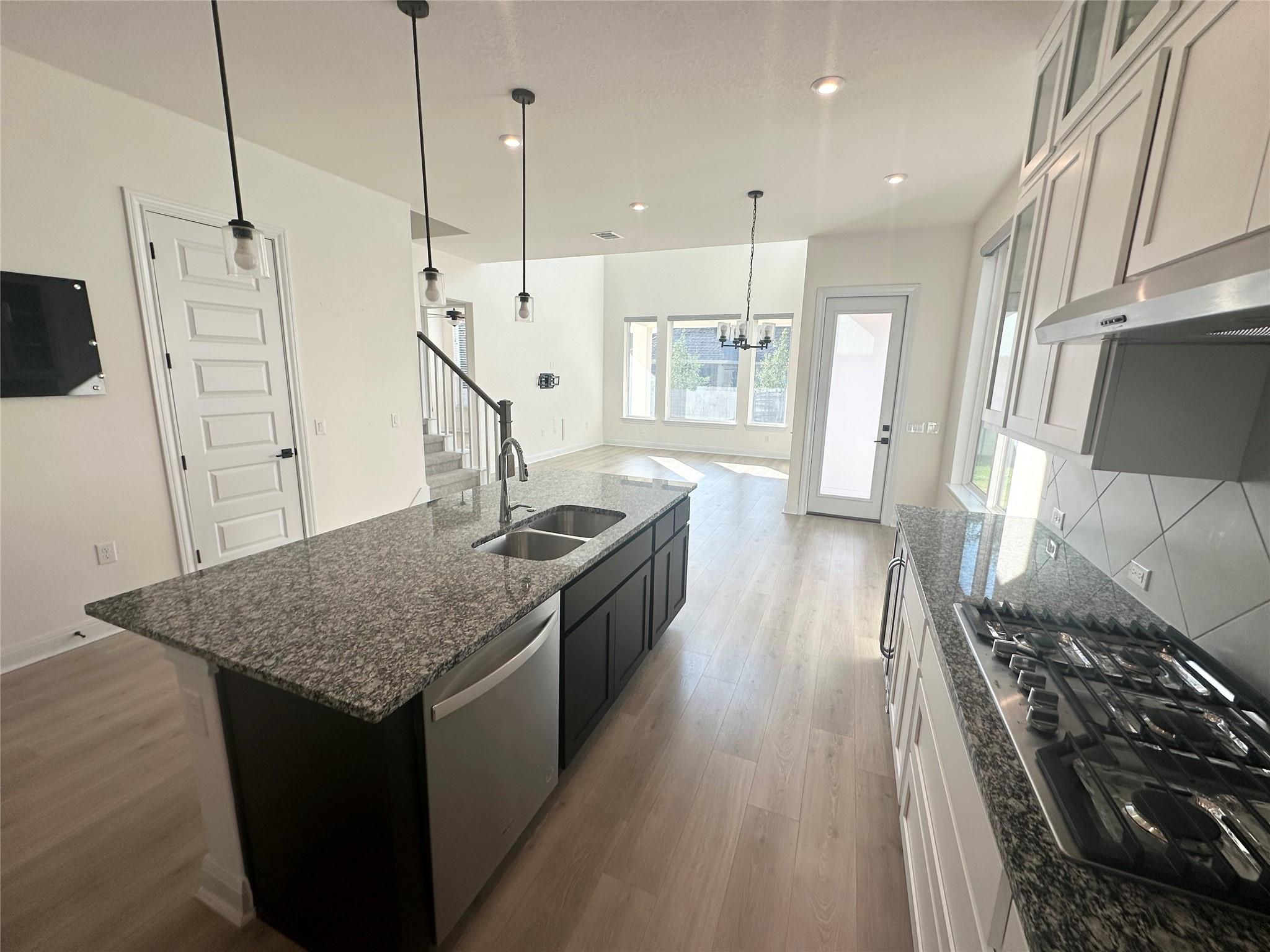 1217 Silver Dollar Trl, Georgetown, TX 78628