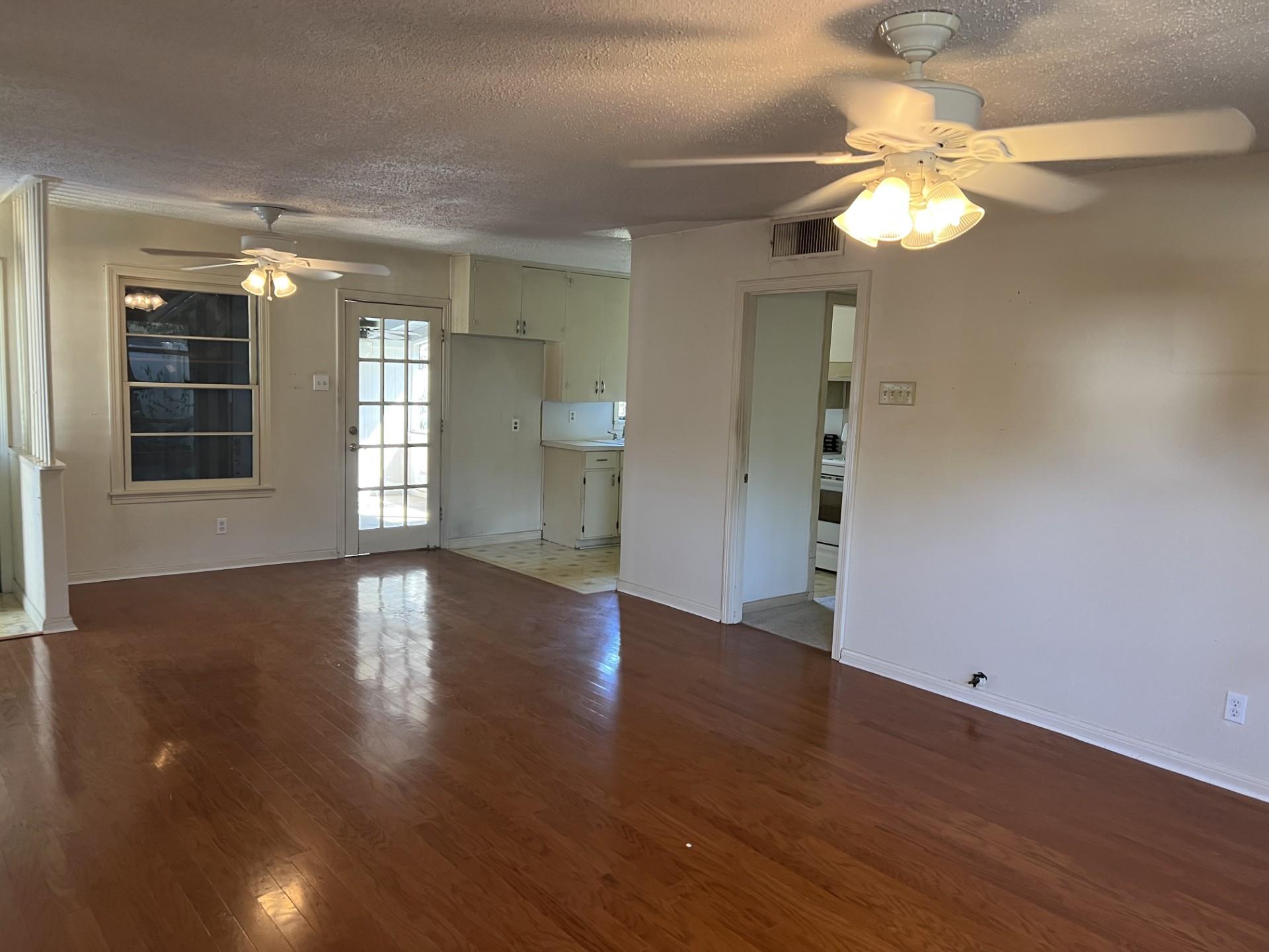 7103 Ryan Dr, Austin, TX 78757